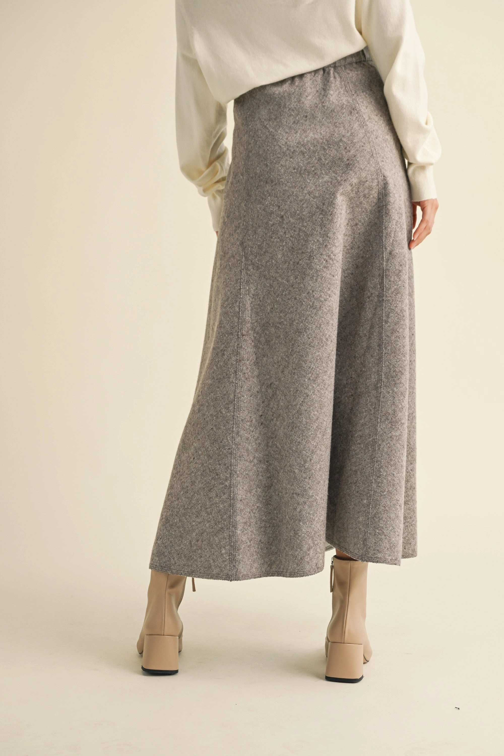 Flexible Knee Panels FadeResistant A Line Maxi Skirt