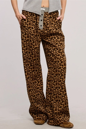 Perfect Silhouette BreathableFabric Leopard Print Boxer Pants