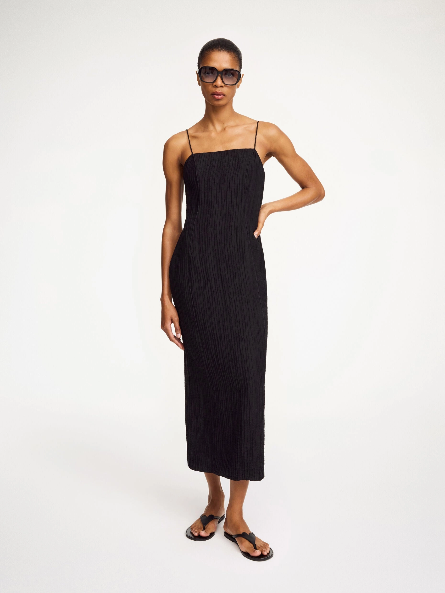 Lucille Dress in Black Timeless Style Wear Anytime Fit