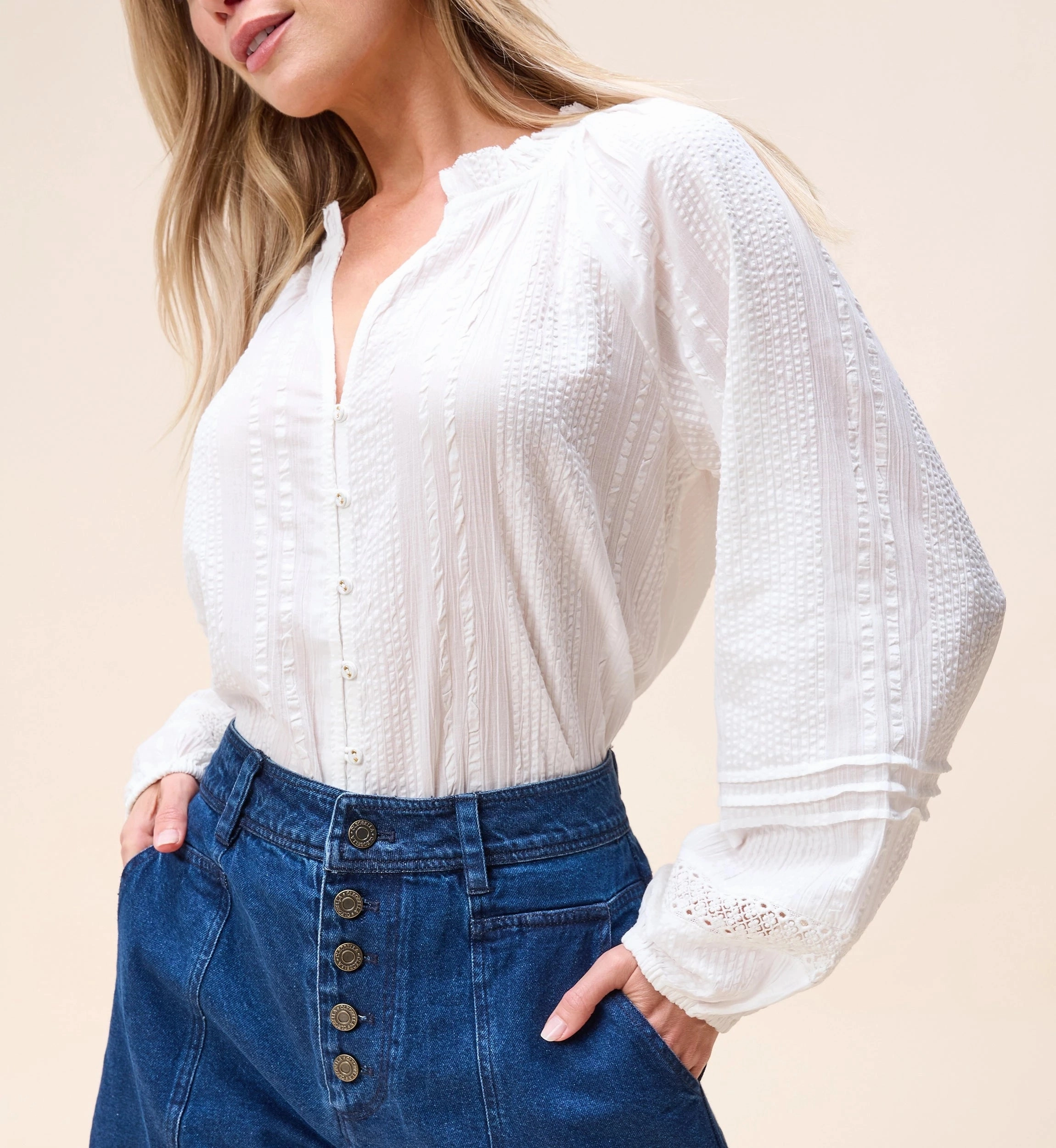 Alicia Blouse | Ivory StretchableKnit Versatile Layering Cut