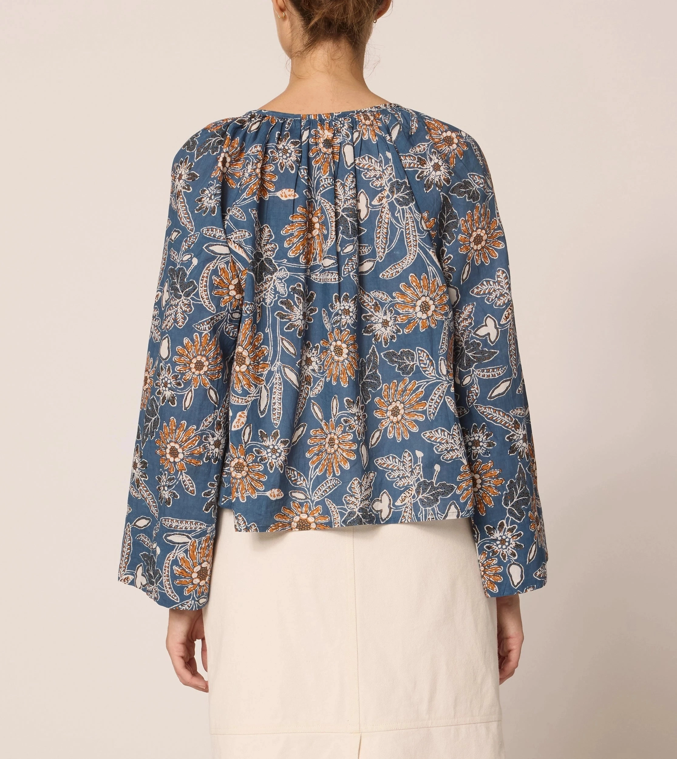 Minimalist Silhouette Allison Blouse | Magnolia