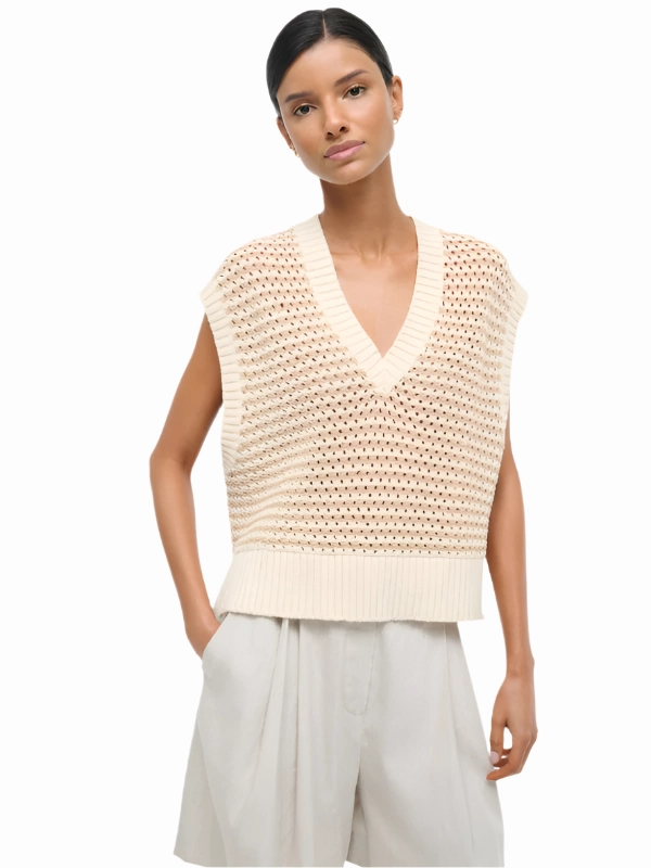 Anti Static Treatment Americana Sweater in Breeze Creme