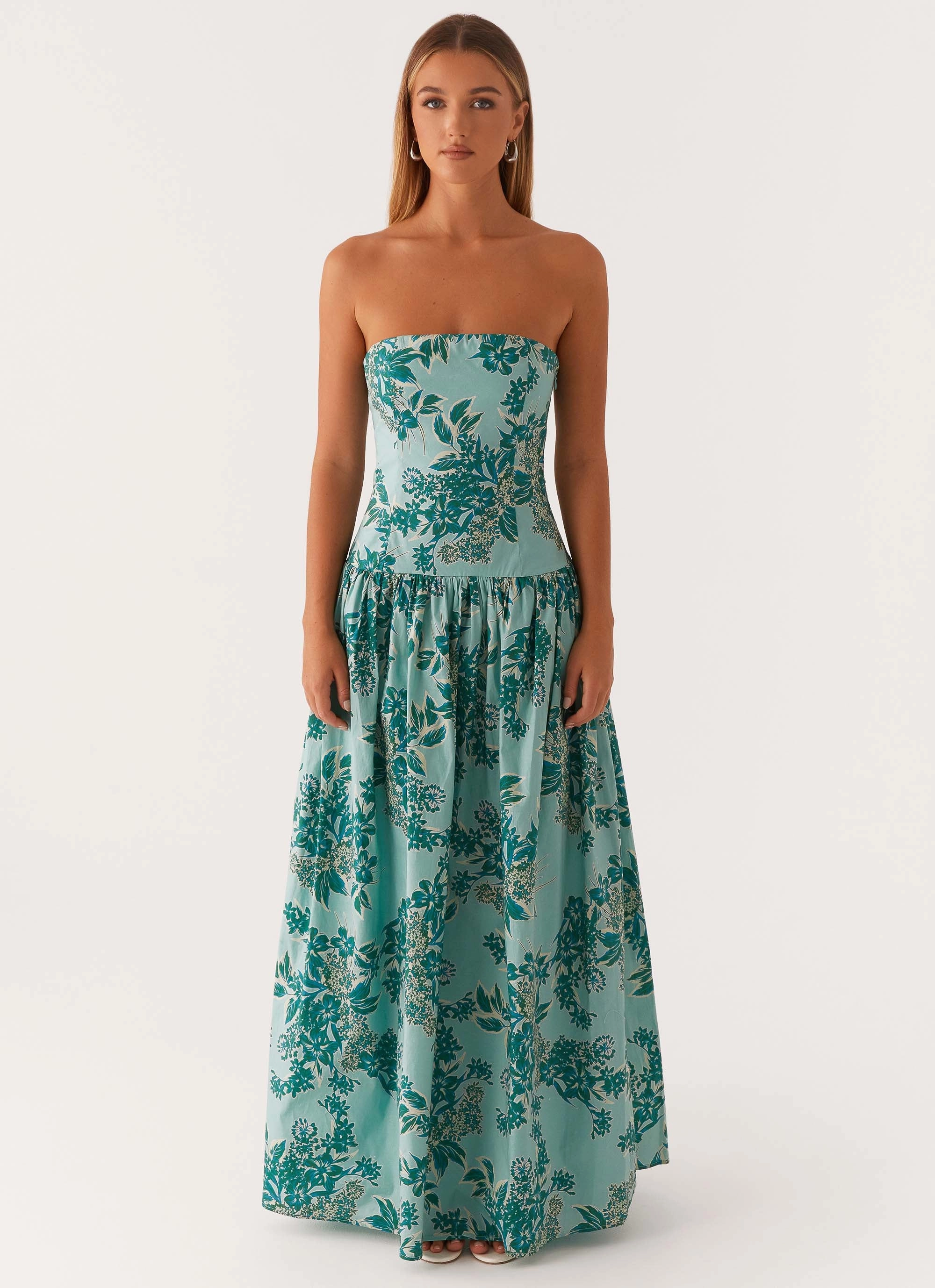 Calm Silhouette Gentle Look Andorra Maxi Dress - Cloud Nine Floral