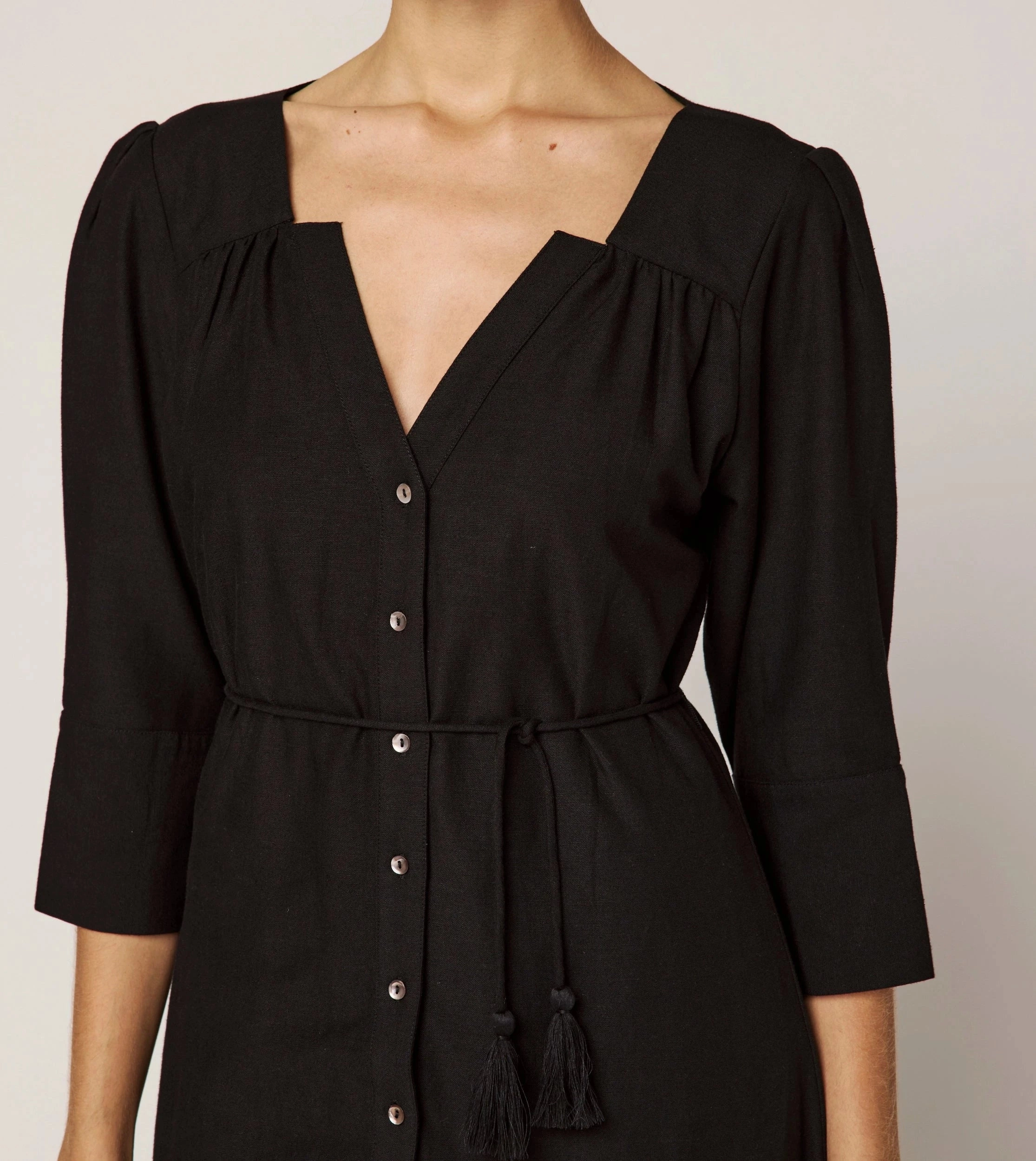 Paria Midi Dress | Black Airy Comfort