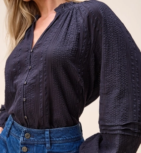 Alicia Blouse | Black NonFadeFinish Airflow Mesh Lining