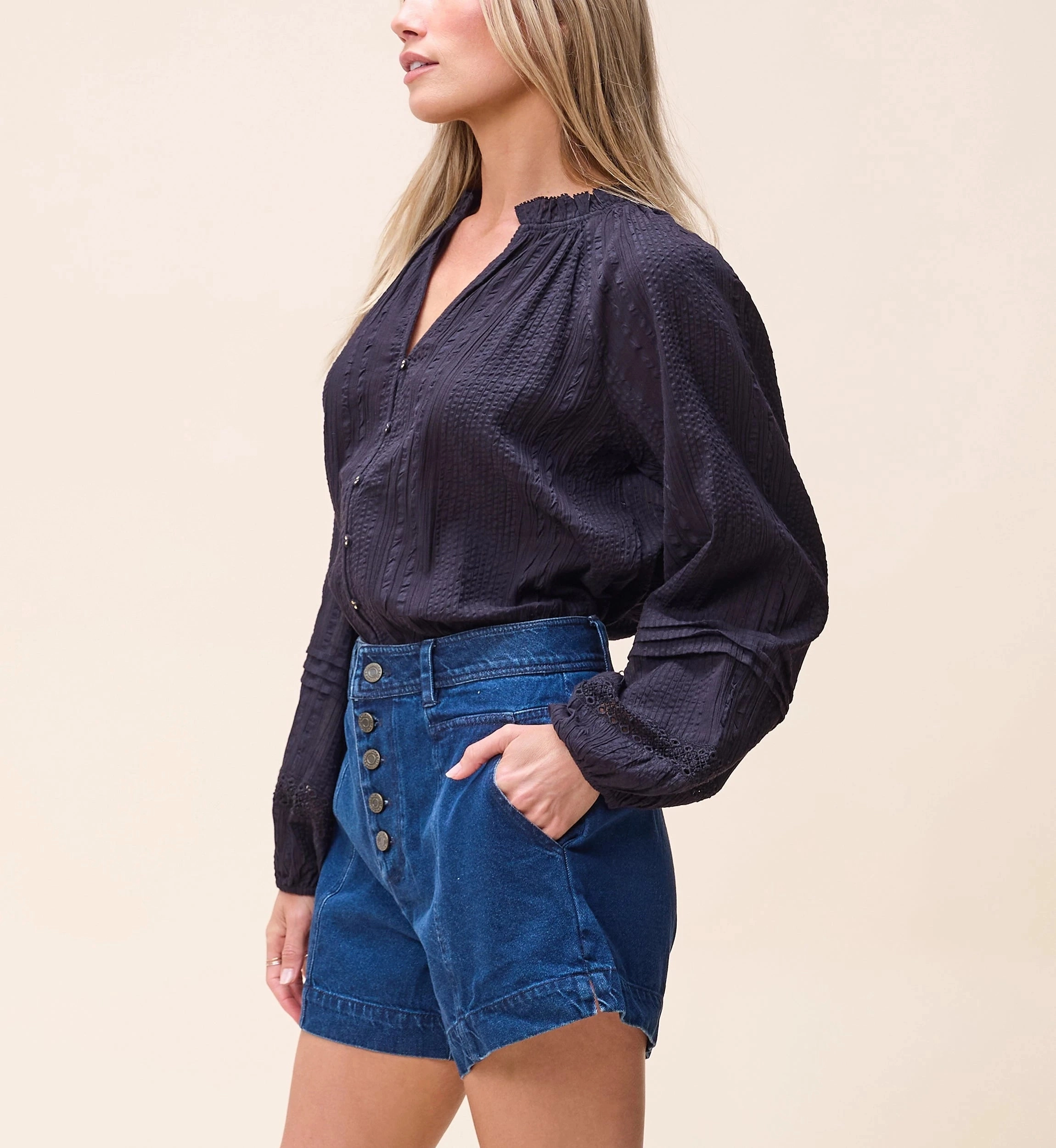 Warm Fabric AntiStaticFabric Alicia Blouse | Black