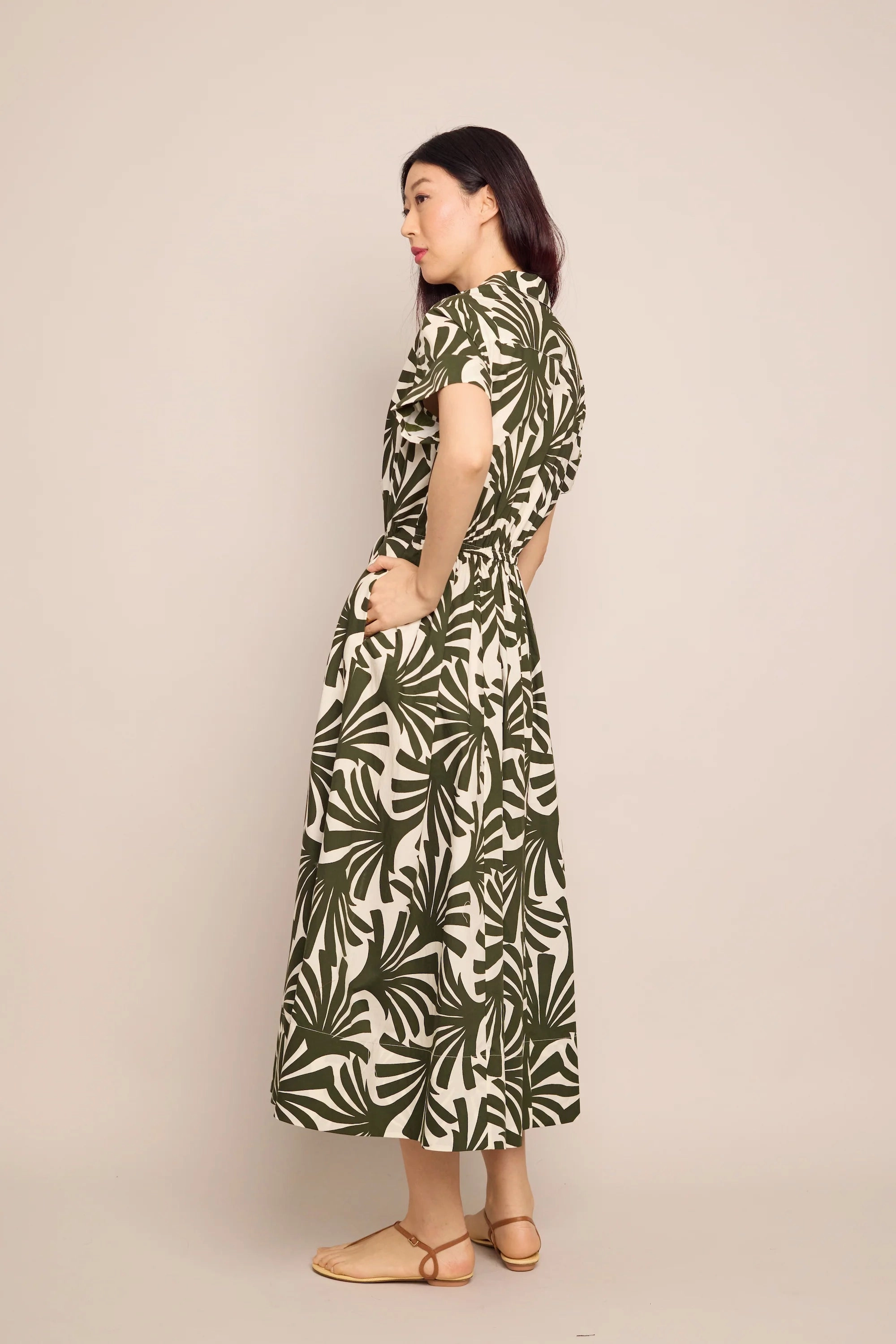 Bell-Sleeve Summer Wardrobe Asbury Midi Dress in Catalina Olive