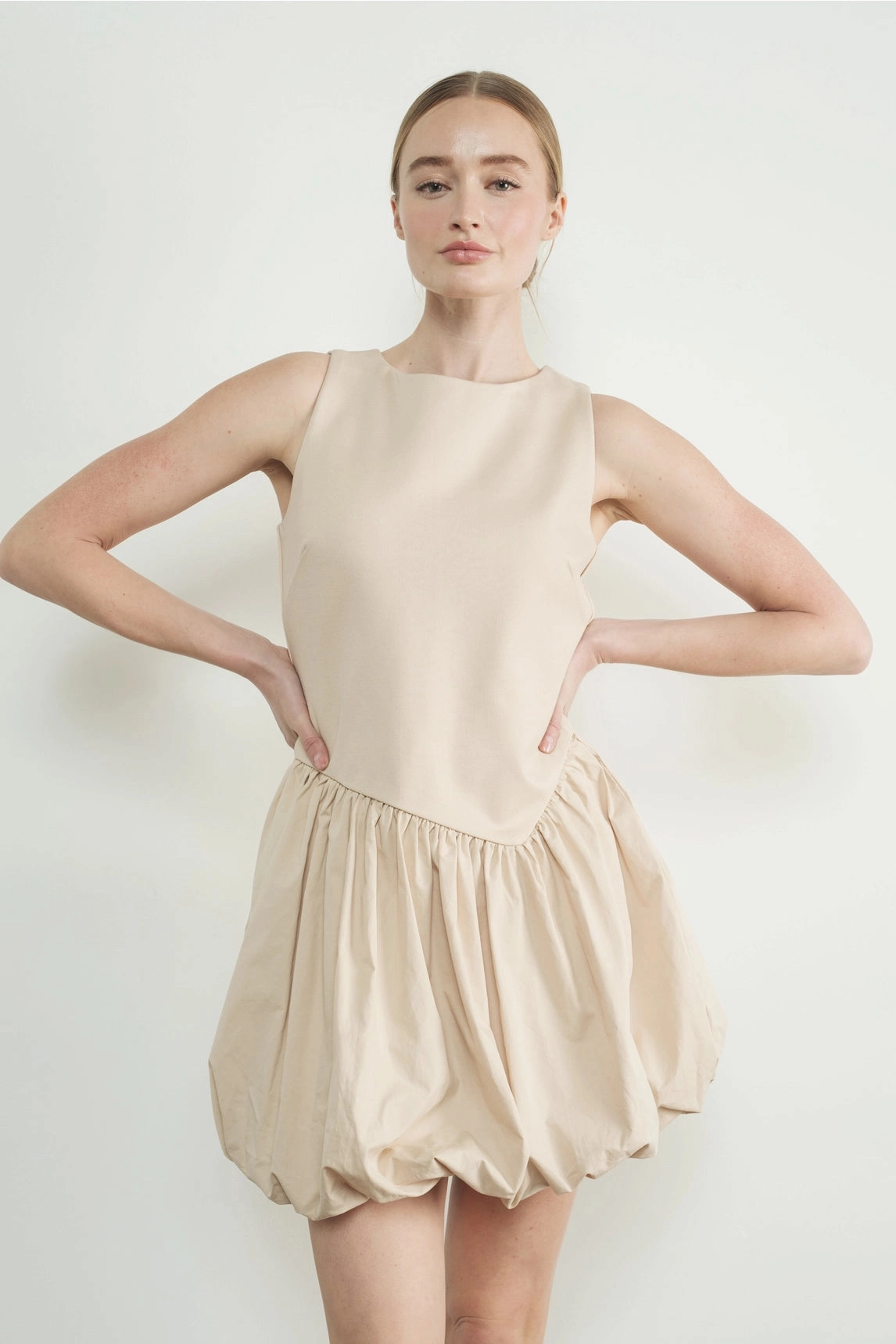 Comfy Shape Asymmetrical Waist Bubble Dress - Taupe