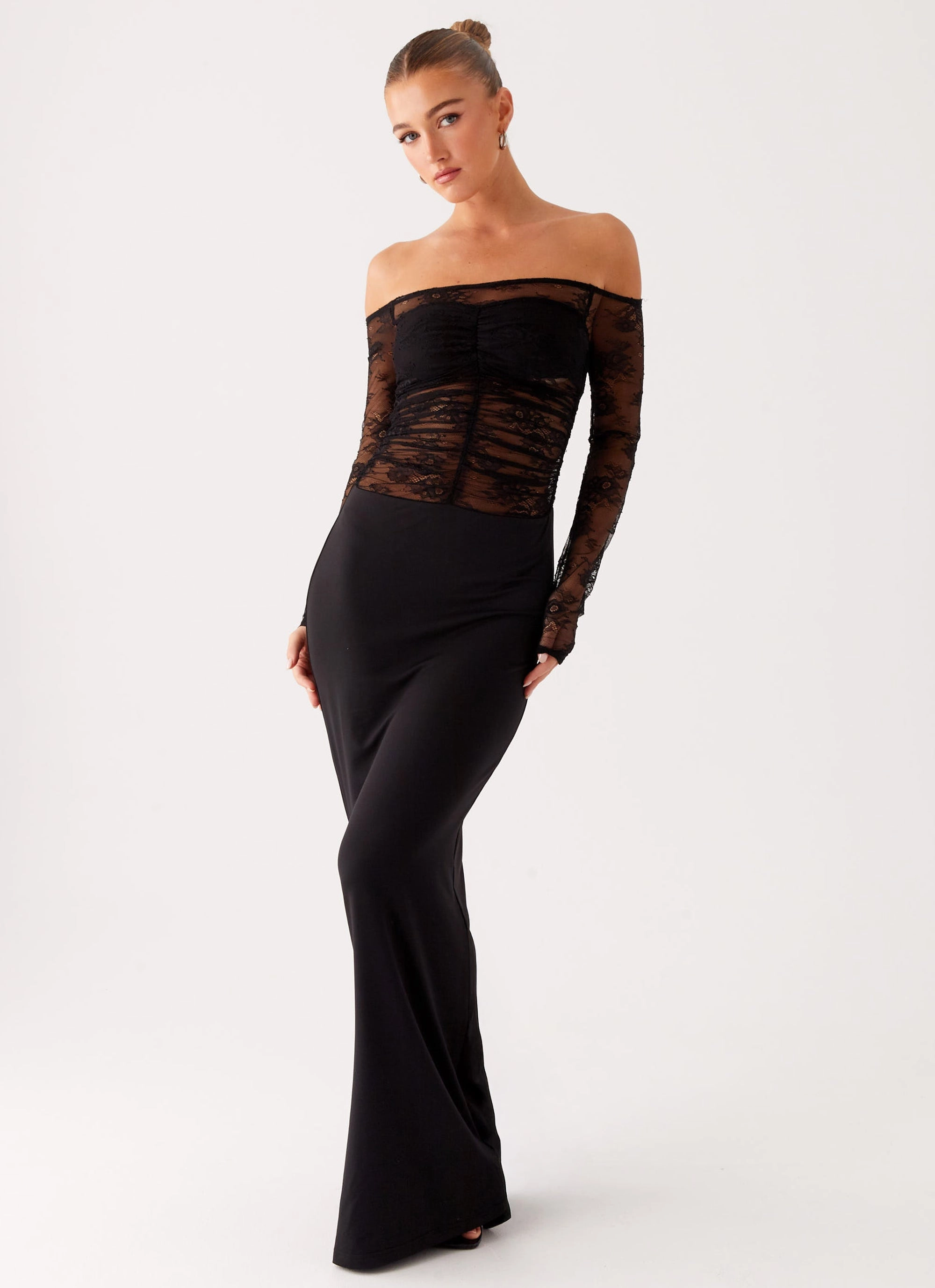 Avi Maxi Dress - Black Outfit Boost Vibrant Design