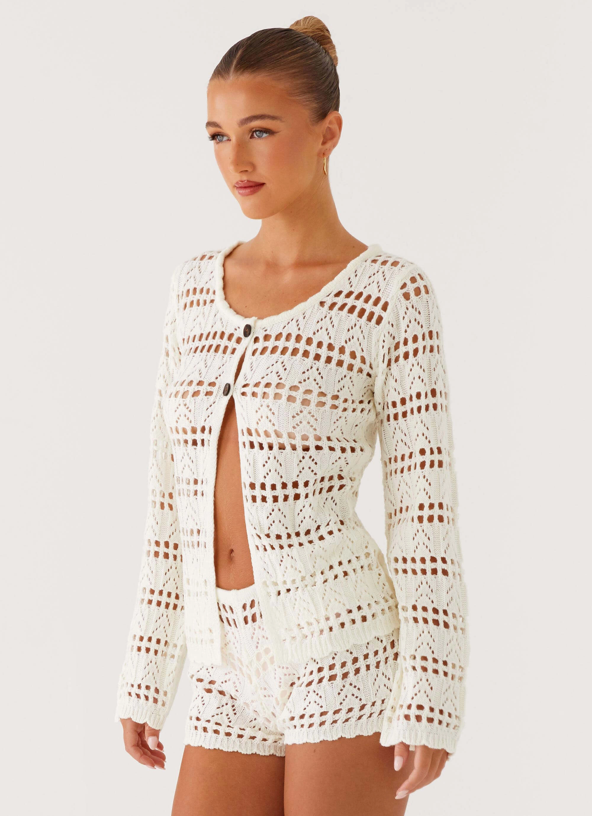 Casual Style AdjustableHem Baylock Crochet Long Sleeve Top - White