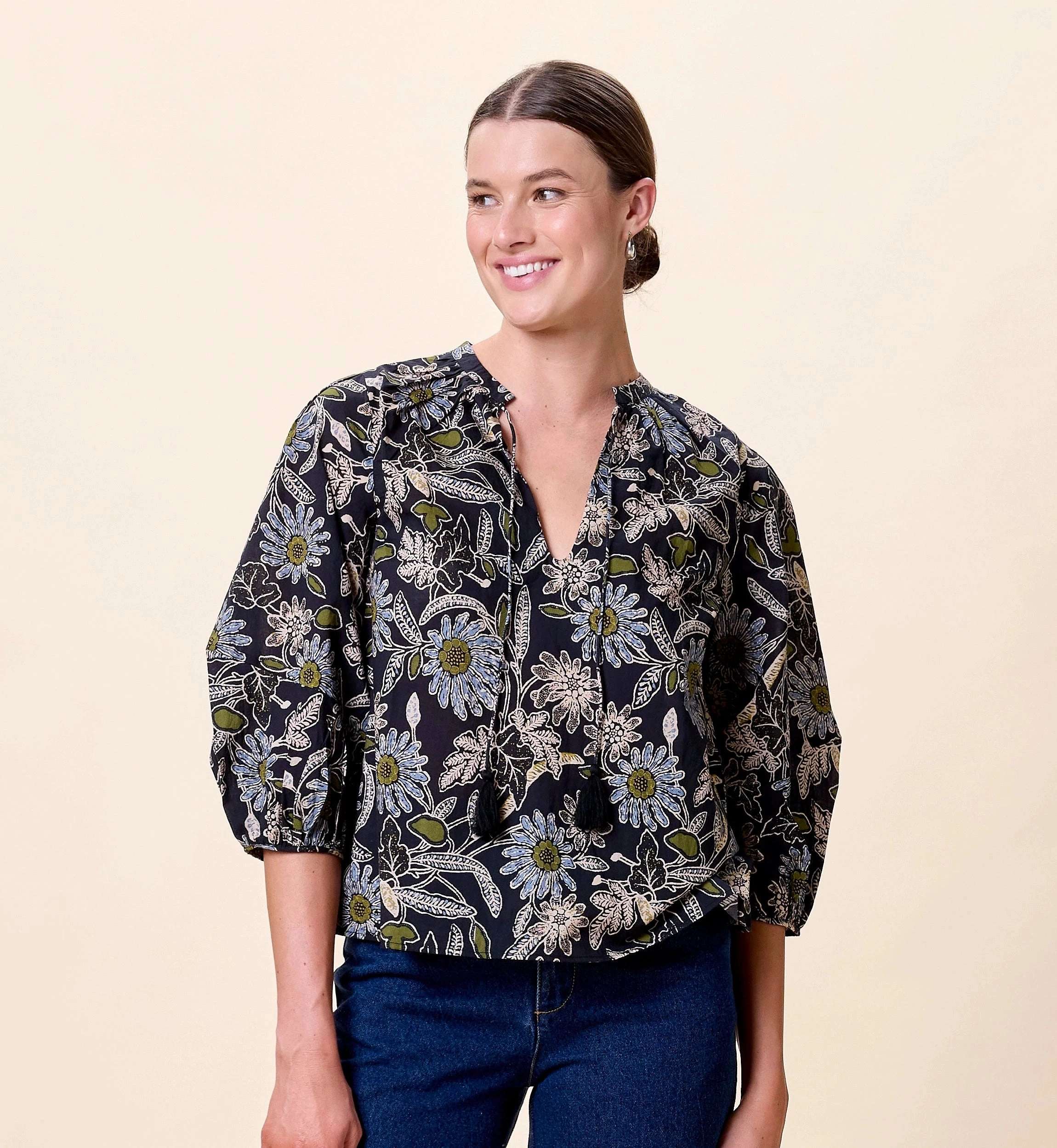Belle Blouse | Dark Magnolia Relaxed Design HighElasticity