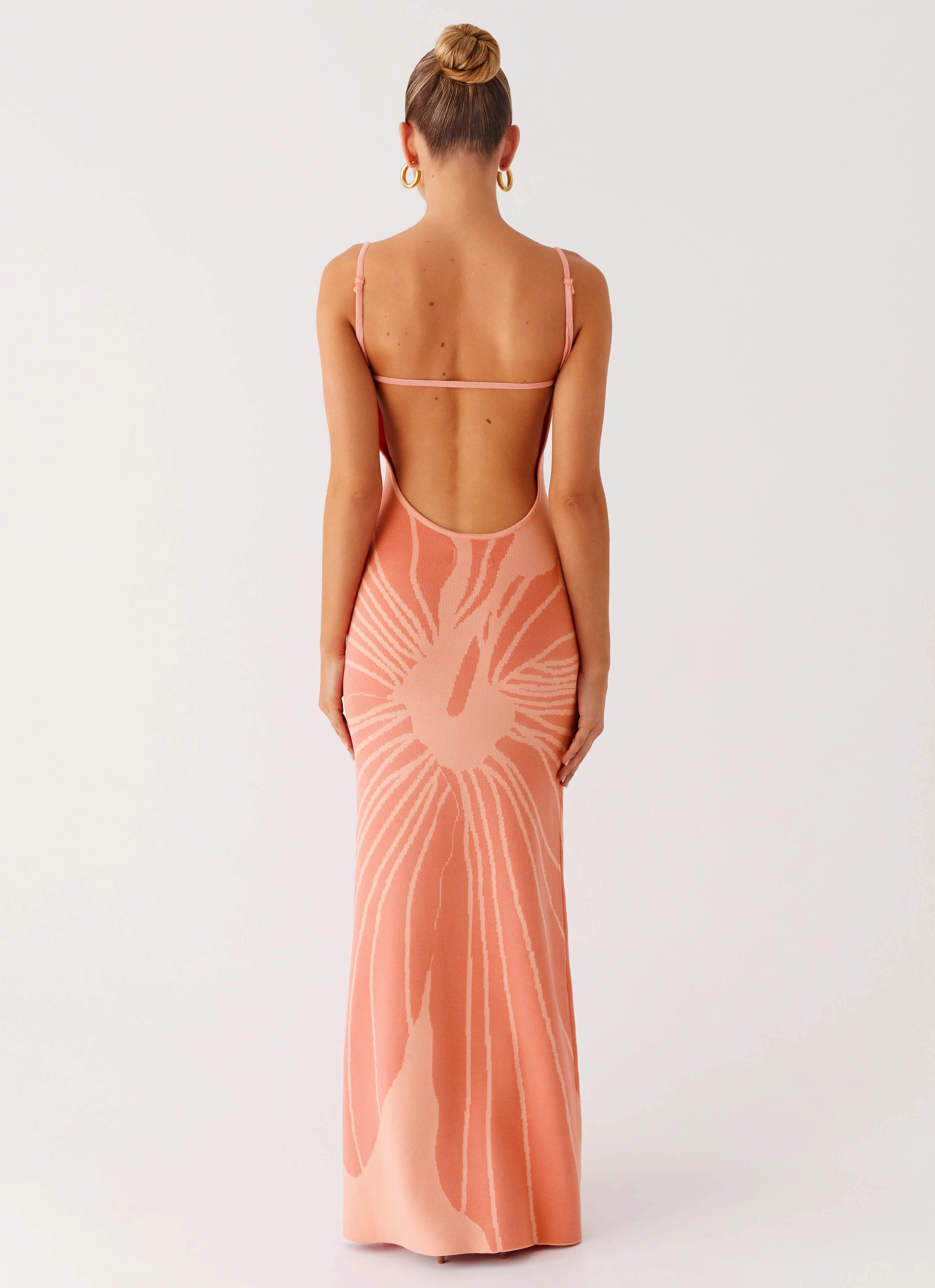 Flared-Hem Smooth Detail Bliss View Knit Maxi Dress - Peach