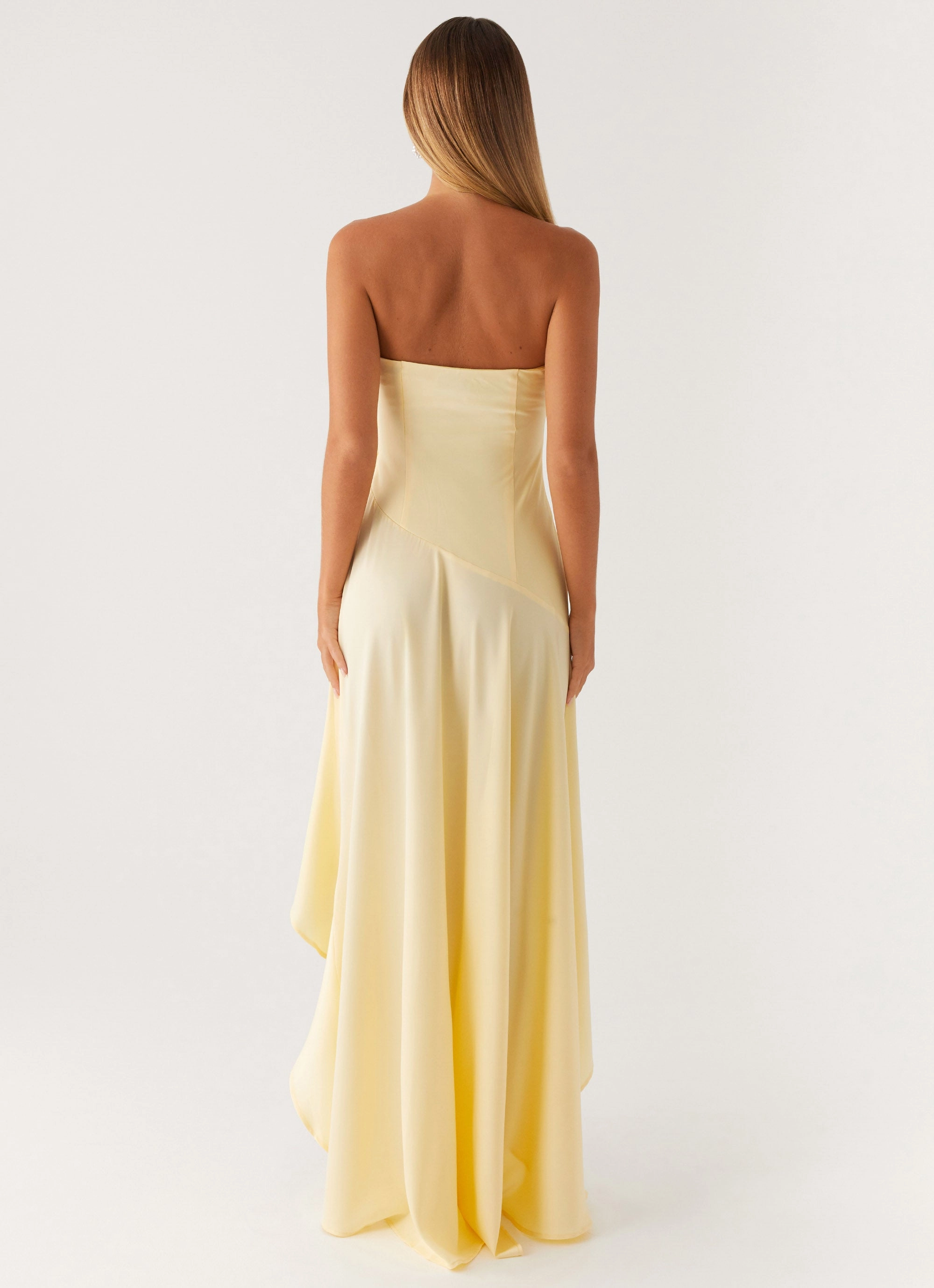Dreamy Look Comfortable shift dress Bodie Maxi Dress - Pastel Yellow