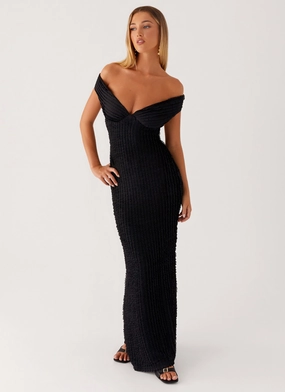 Chantelle Maxi Dress - Black Elegant evening wear Feminine Fit
