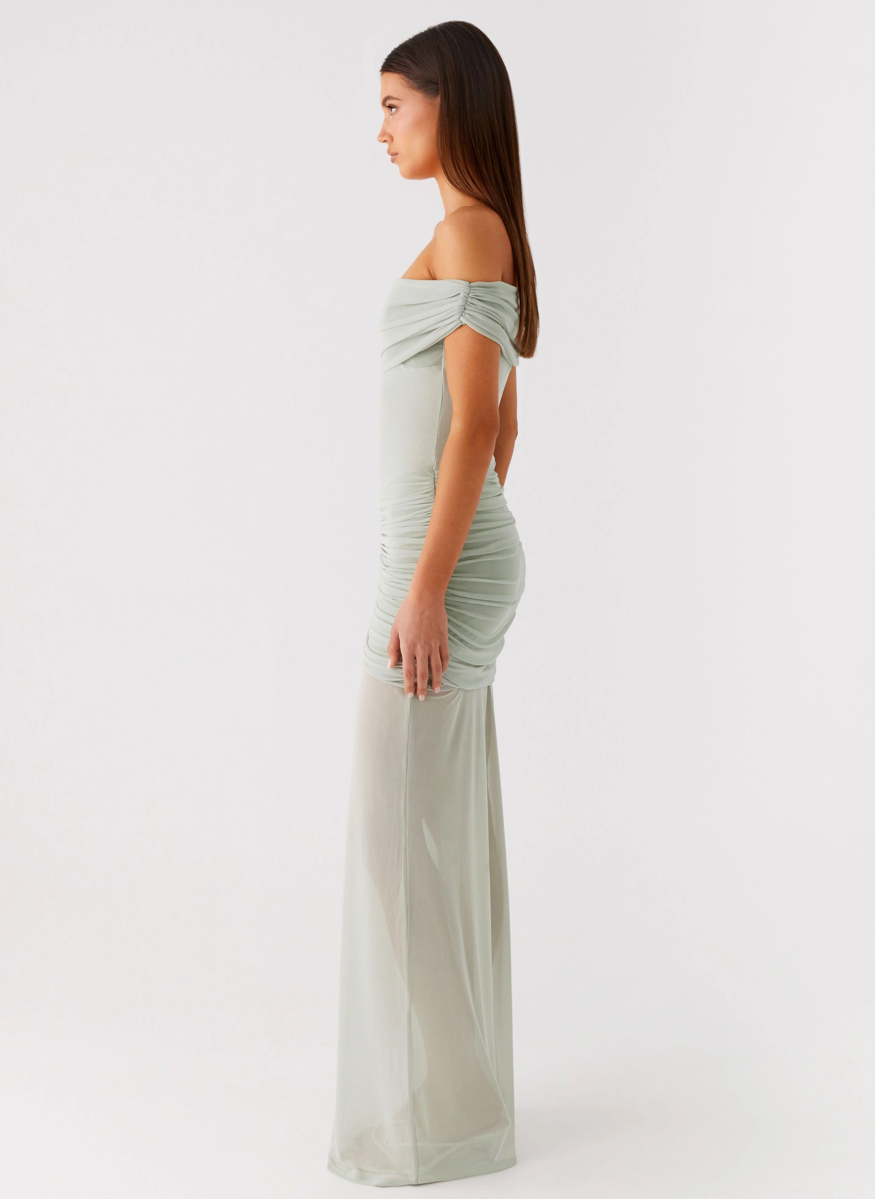 Light Shape Chic Statement Eyllin Off Shoulder Maxi Dress - Sage
