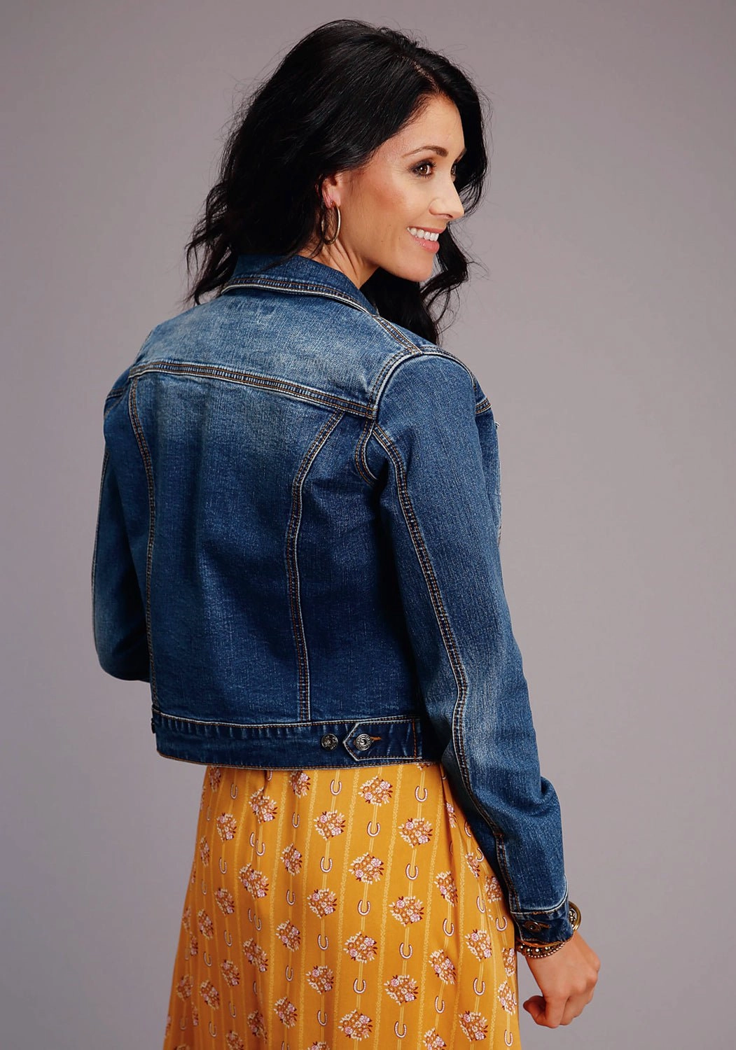 Roll up sleeves LightweightInsulation Stetson Womens Blue Cotton Blend Denim Straight Yoke Jacket