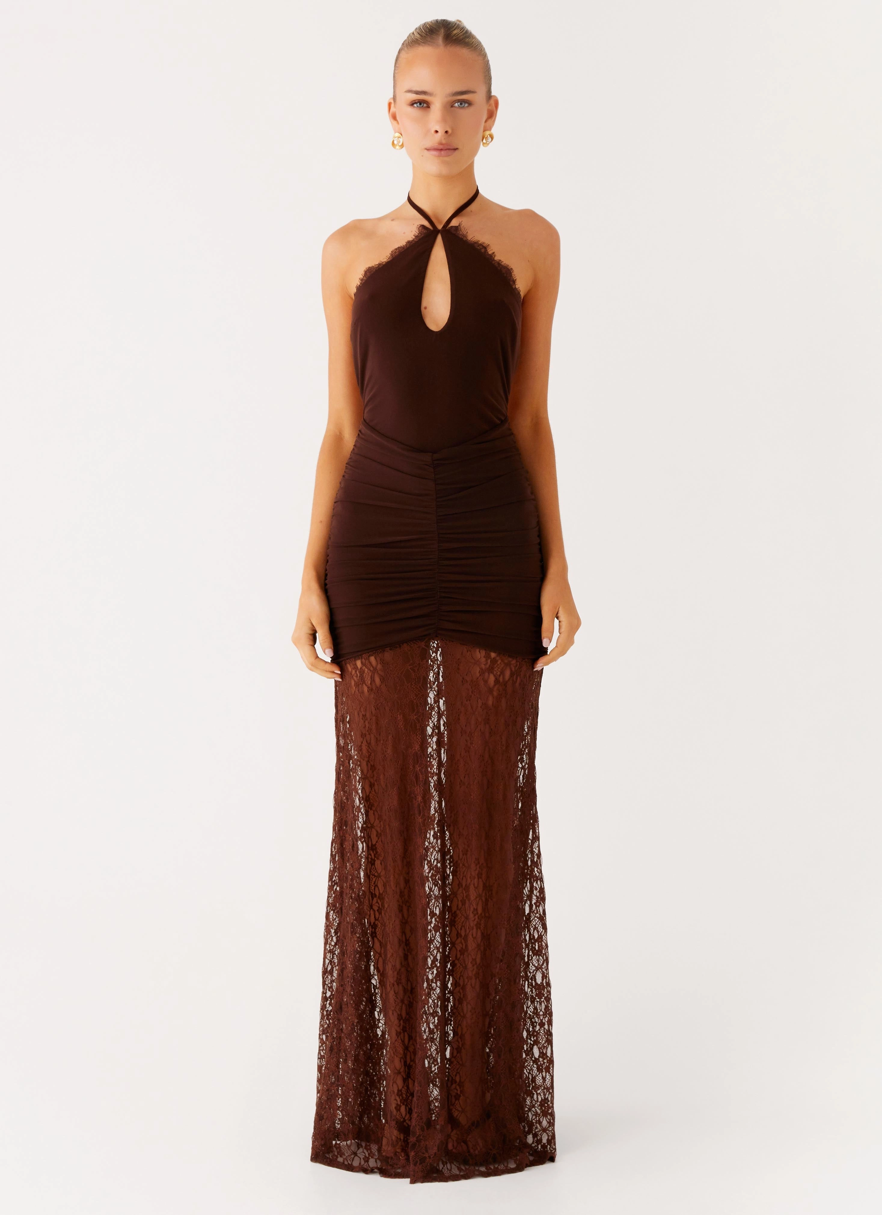 Flattering and Chic Somber Maxi Dress - Chocolate
