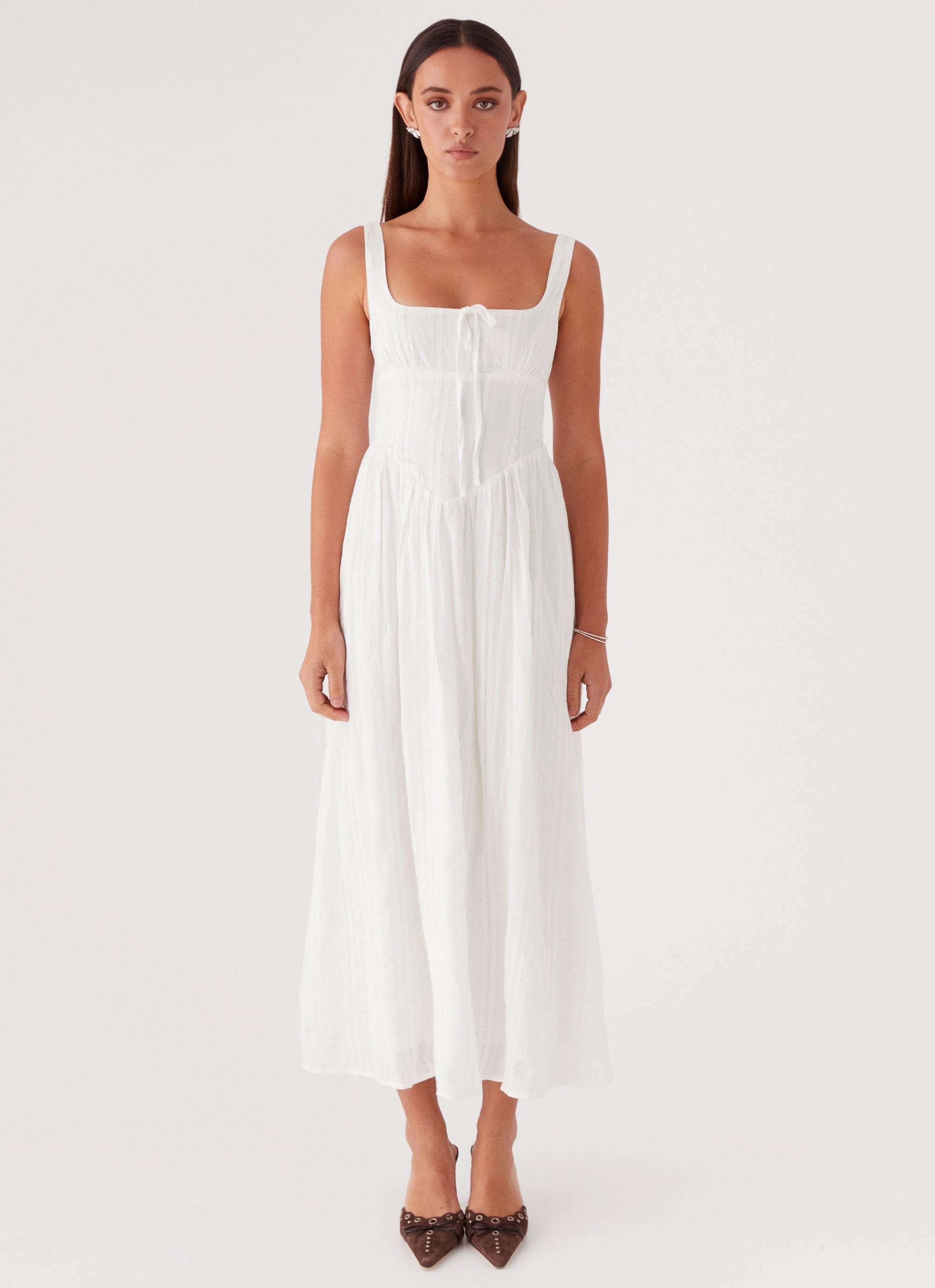 Pascuelle Midi Dress - White Smooth-Lining Casual and Stylish
