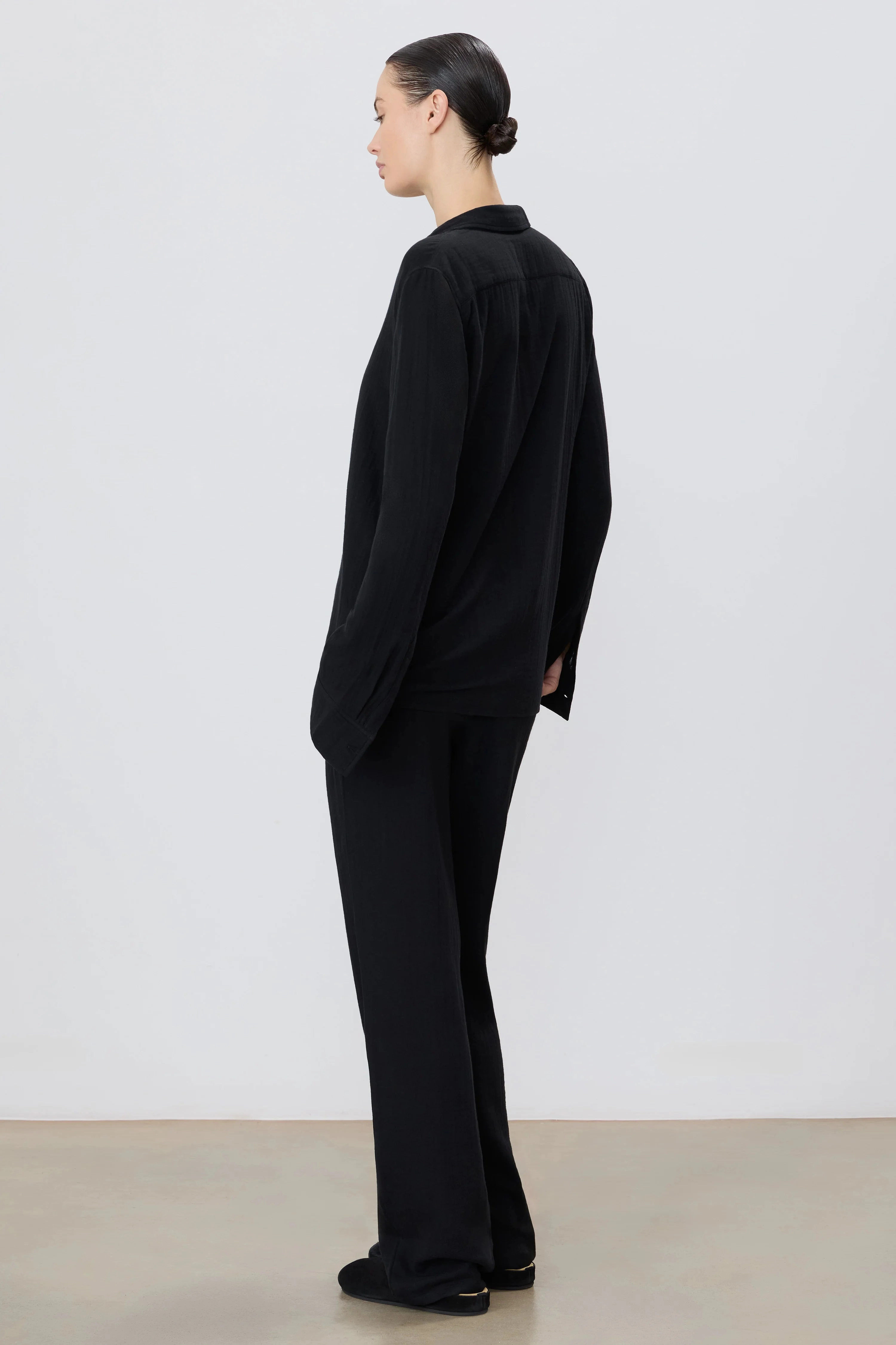 Brody Pant in Black Feminine Fit Smart Style