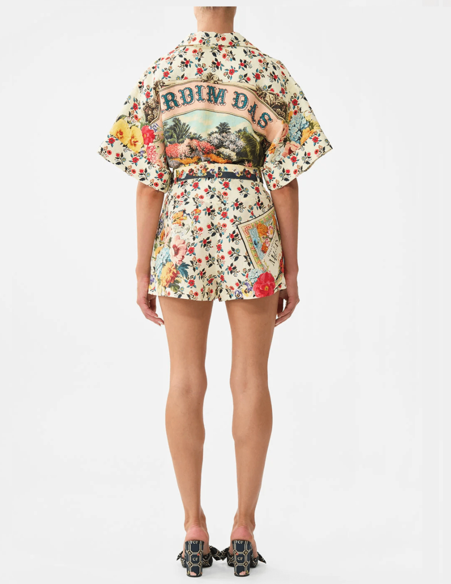 Camilla Tuck Front Short - SALE Basic Stretch Loose Fit