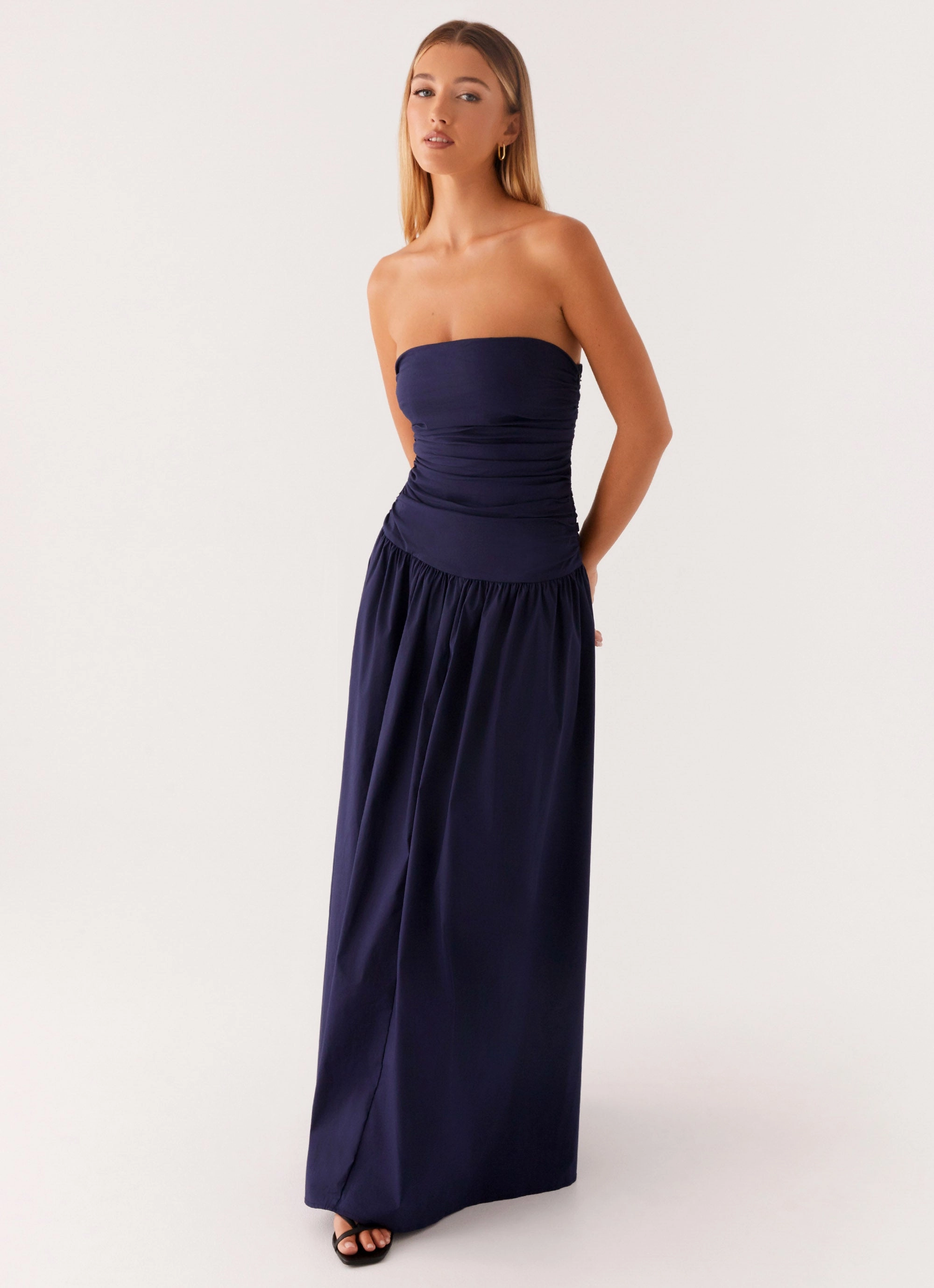 Carmel Maxi Dress - Navy TemperatureRegulatingFabric Effortless Look