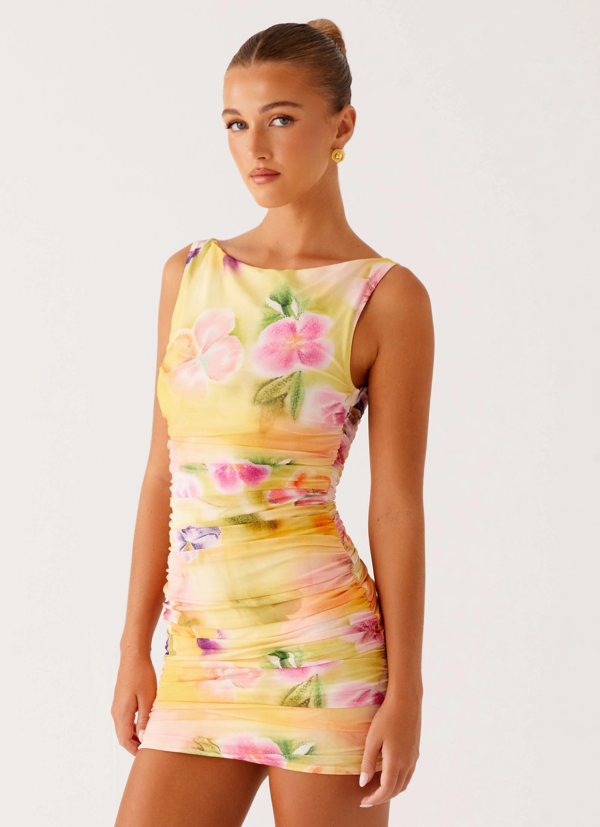 Minimalist Layering Fresh Mood Yennifer Mini Dress - Sunburst Floral