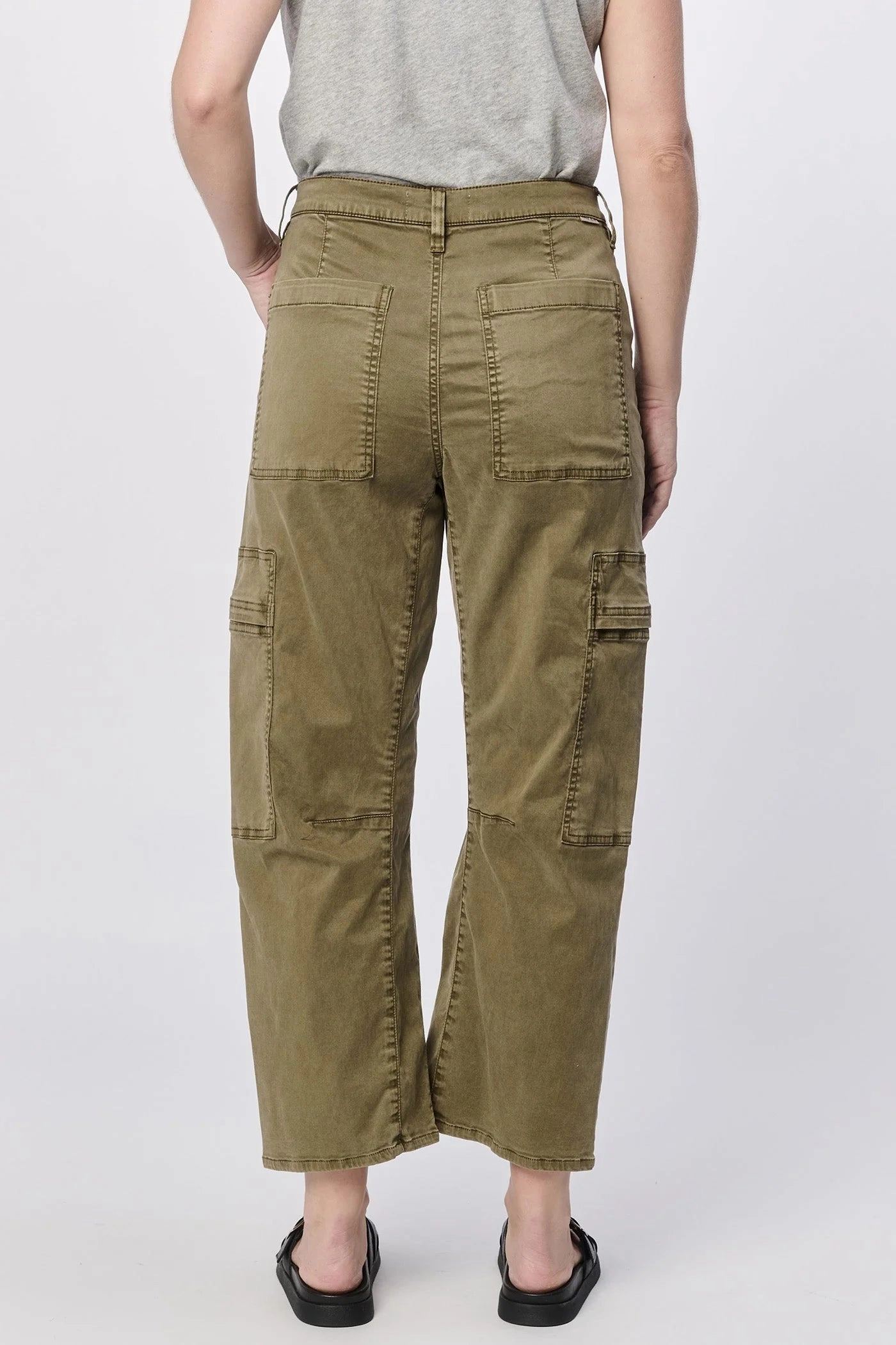 HighDurabilityWeave Lasso High Rise Cropped Pants - Olive