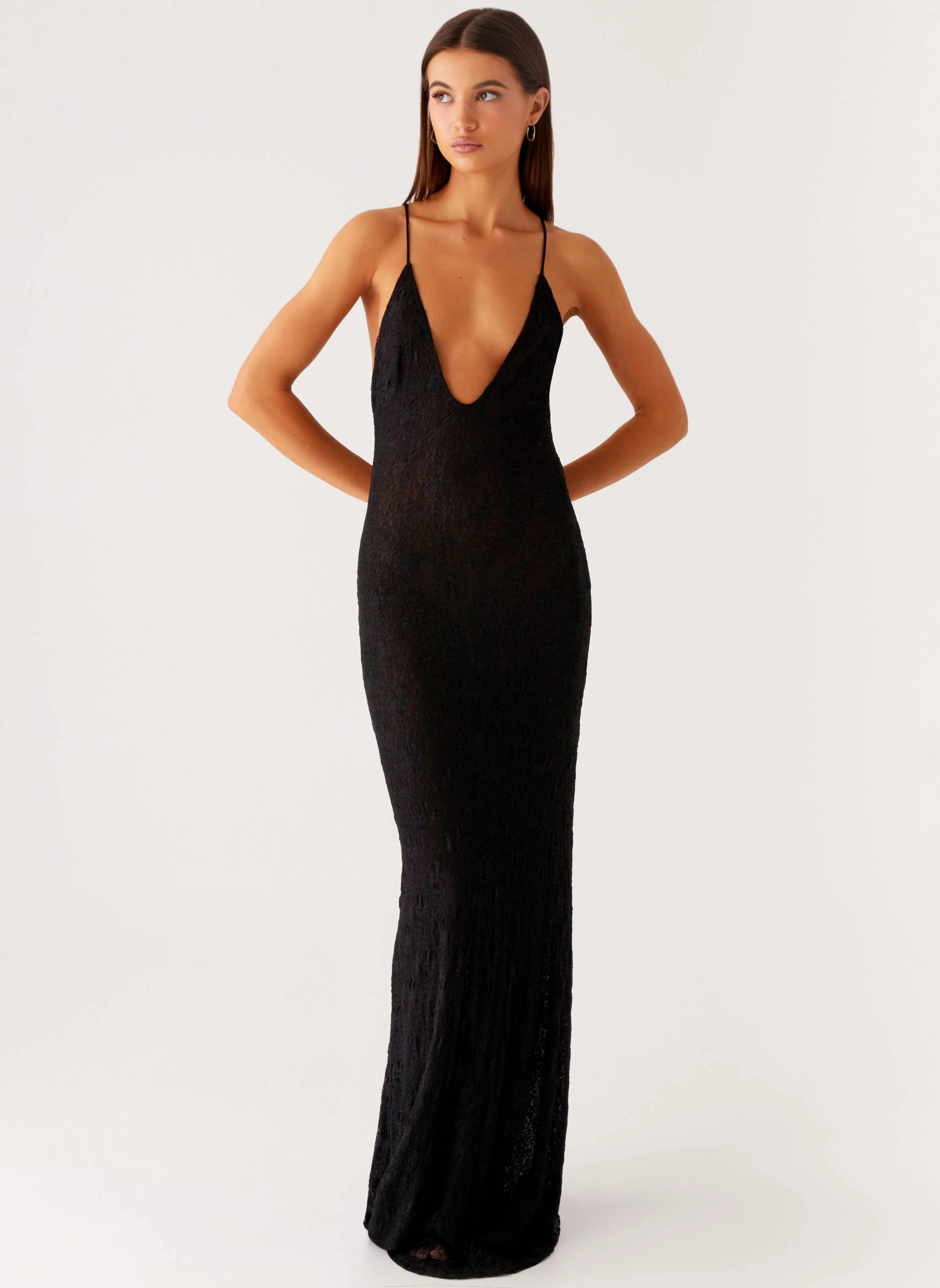 Kylia Maxi Dress - Black Simple Elegance