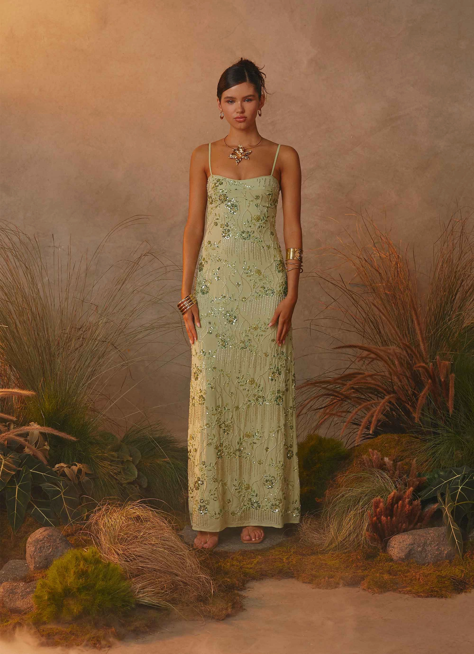 ElasticWaistband Wrinkle-Resistant Celandine Beaded Maxi Dress - Lime