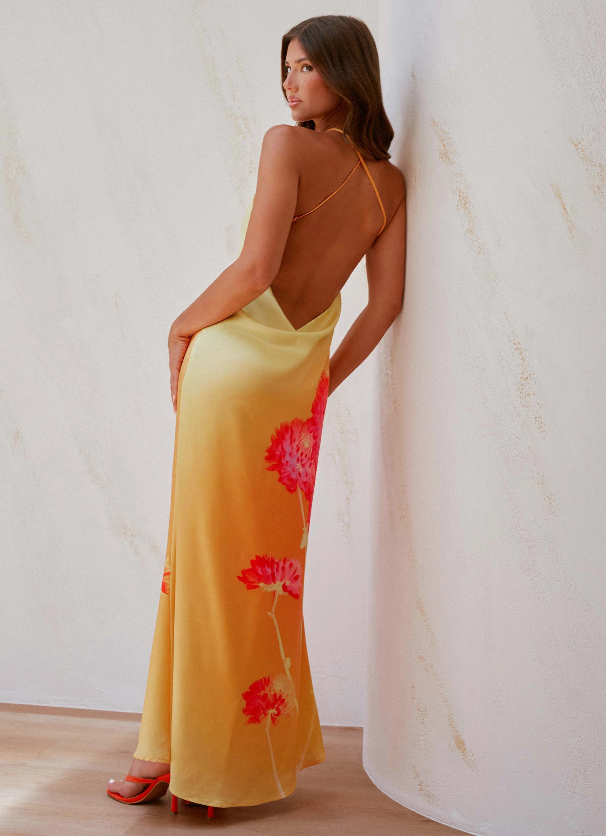 Chloe Maxi Dress - Orange Floral Comfort Look