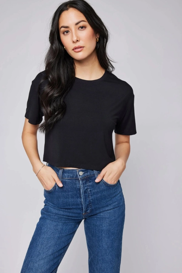 Reinforced Shoulder Stitching Bold Design Logan T-Shirt