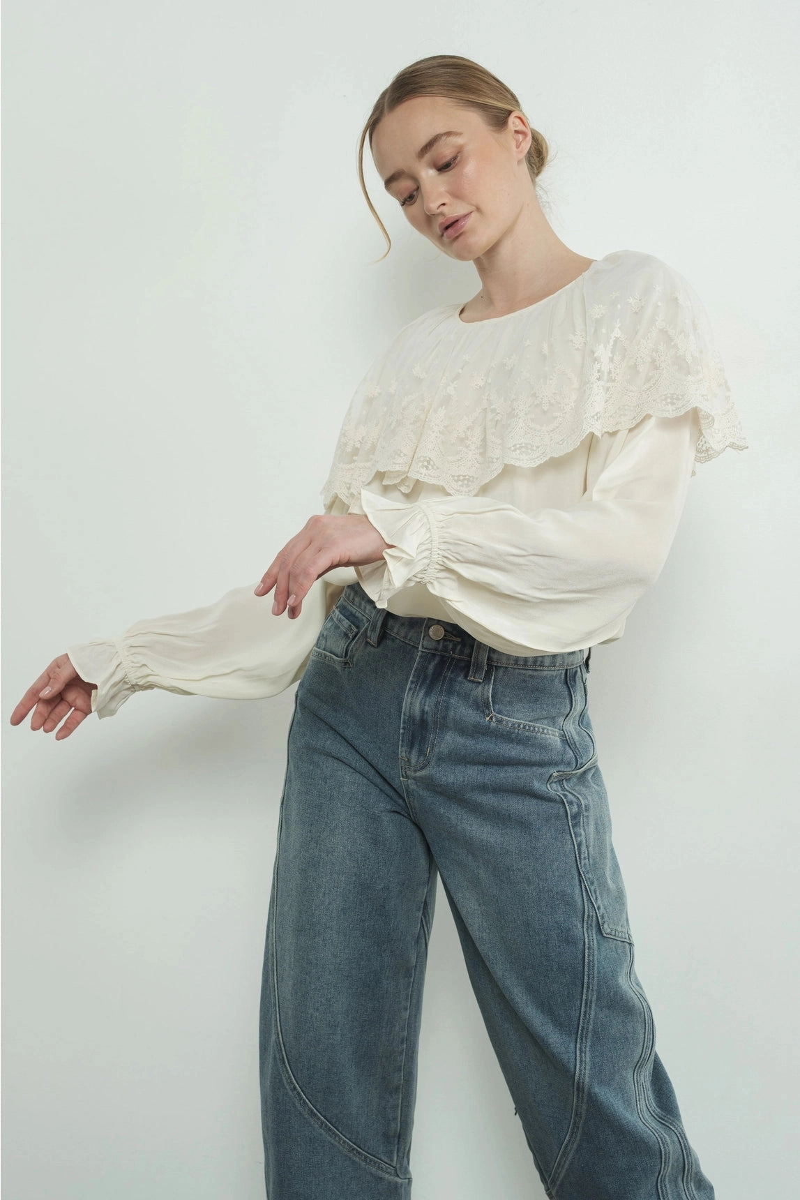 AbrasionResistant Edging Multi Directional Mobility Lace Cape Blouse Top - Cream