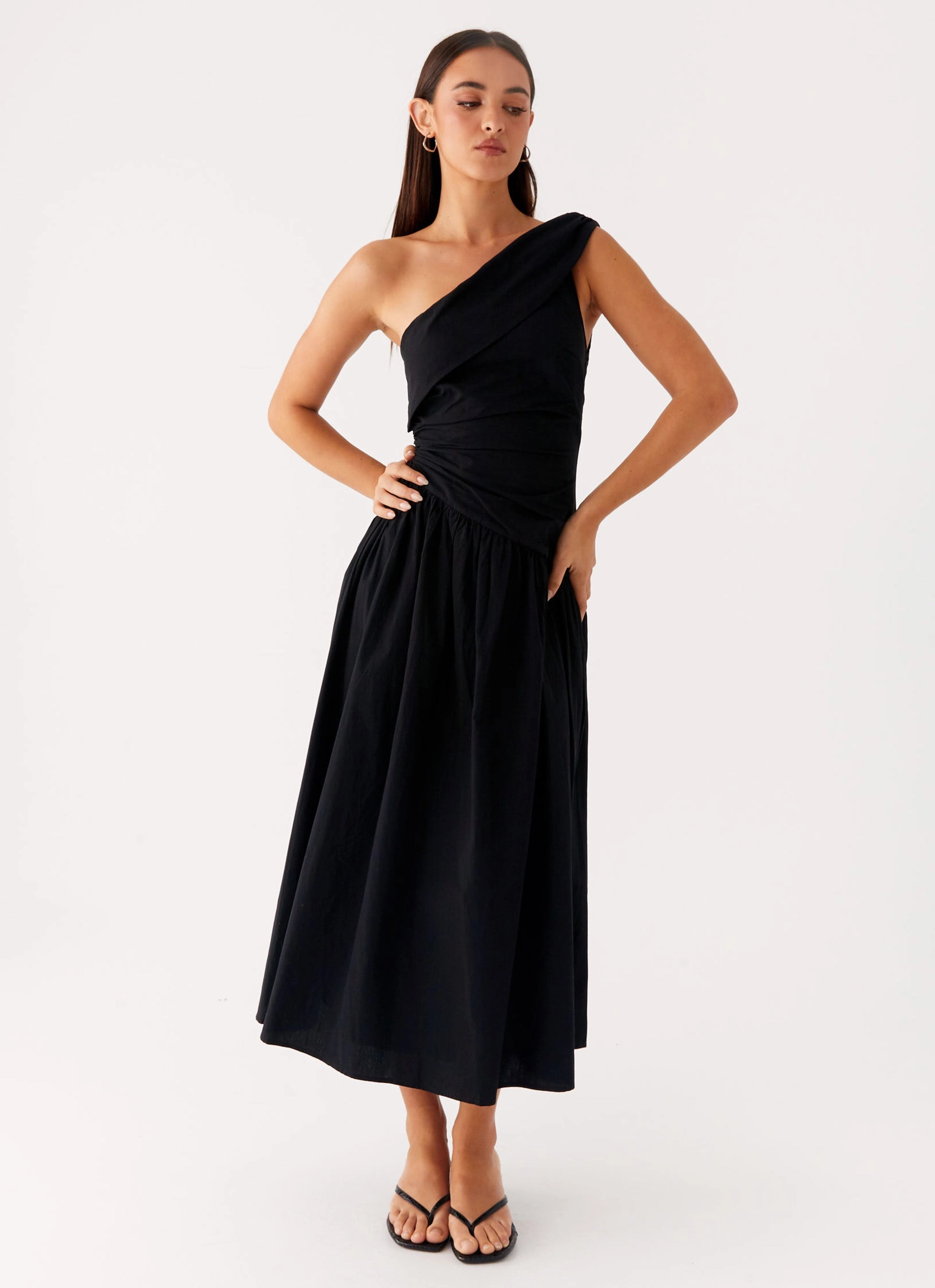 Janessa Midi Dress - Black Light and Comfortable Wear