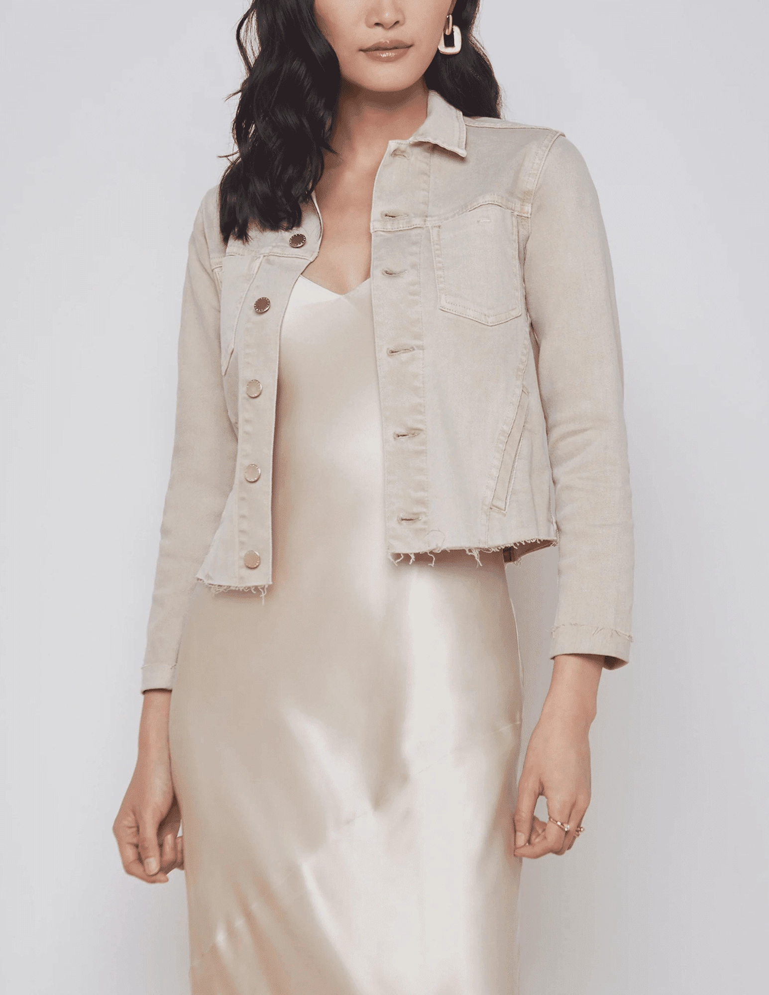 ErgonomicSleeveCut L'AGENCE Janelle Slim Denim Jacket in Biscuit