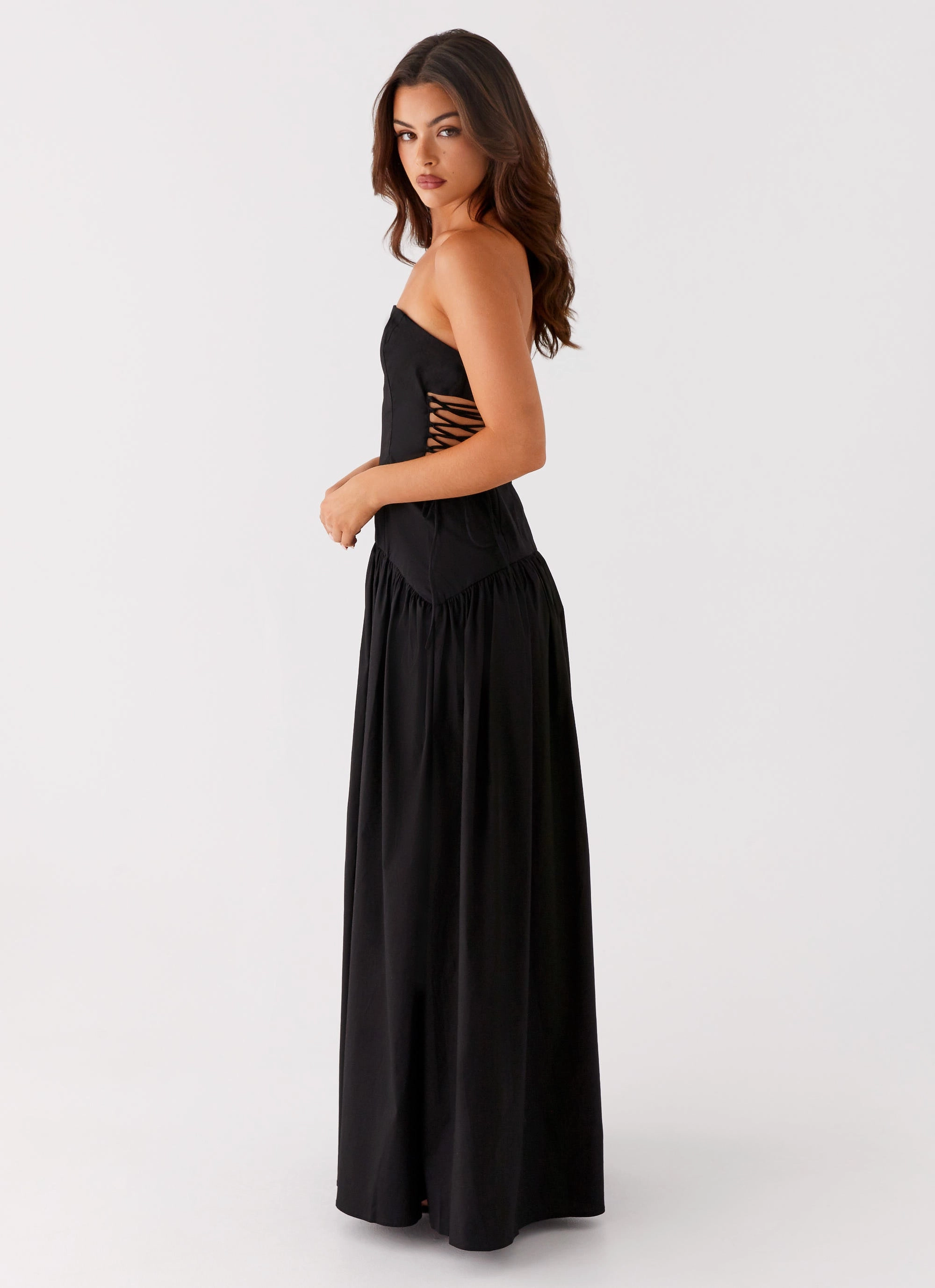 Sleek And Stylish Conagh Maxi Dress - Black