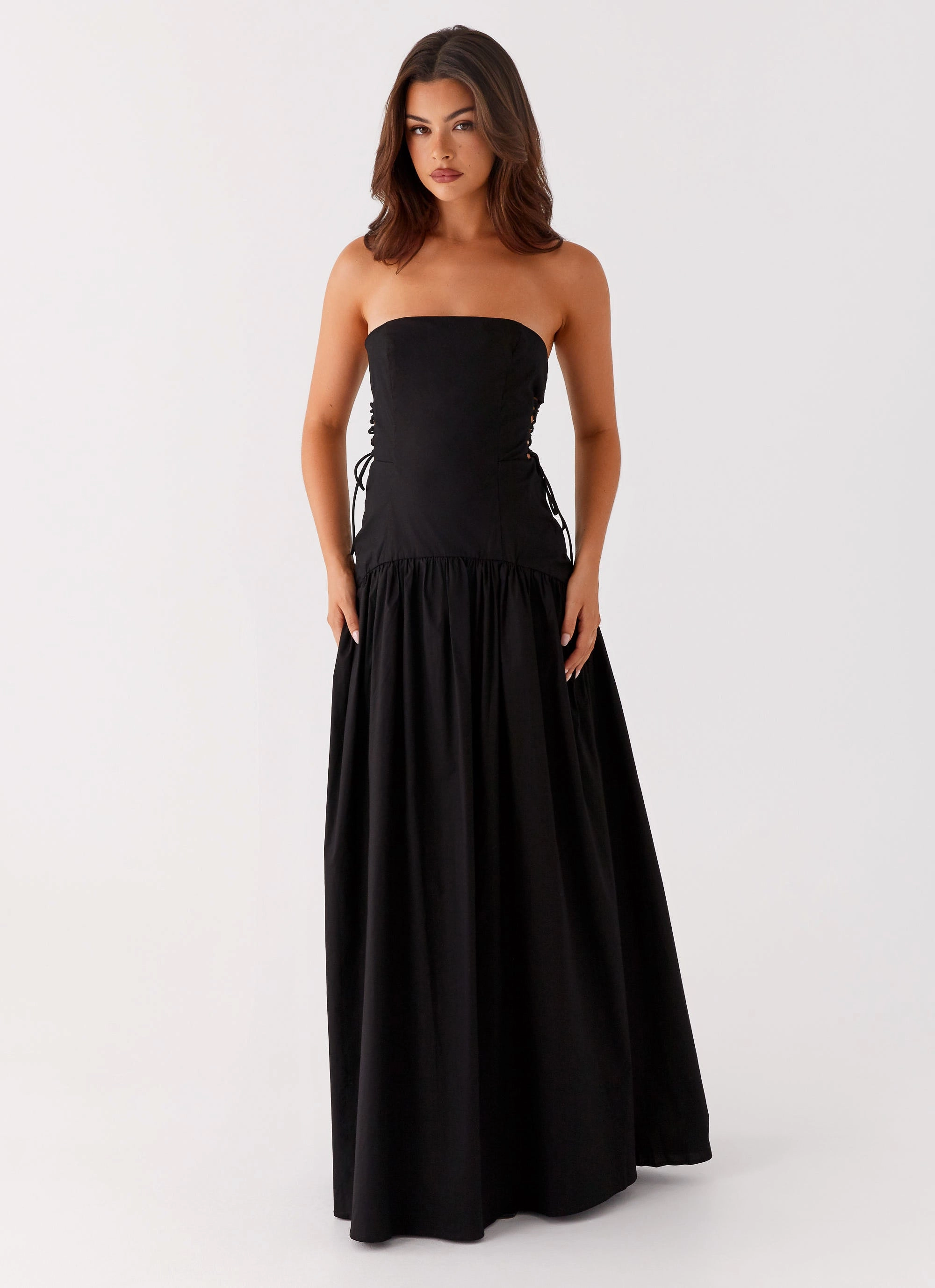 Conagh Maxi Dress - Black Sleek Fit Slim Shape