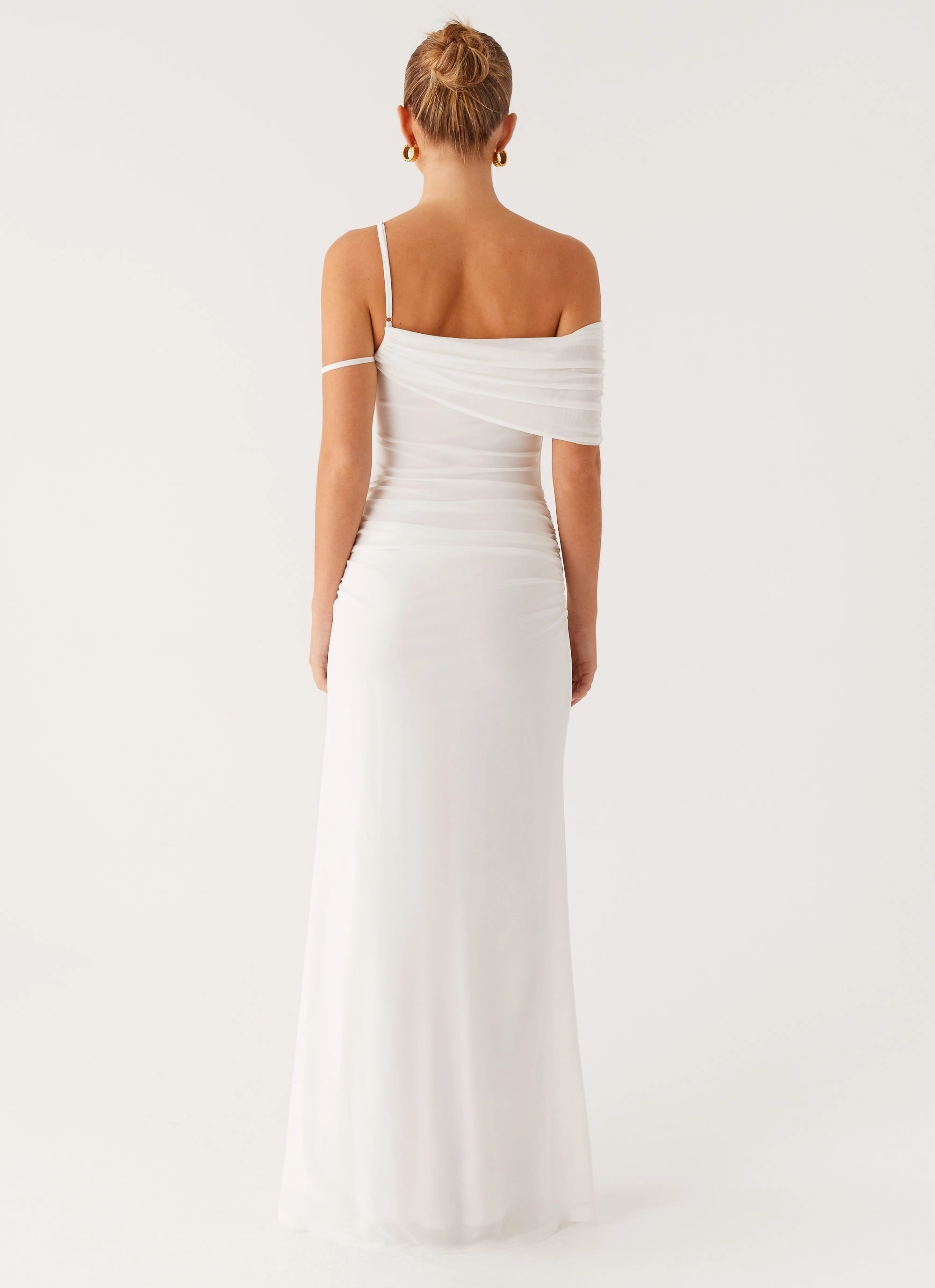 Conquer Maxi Dress - Off White Gentle Glow