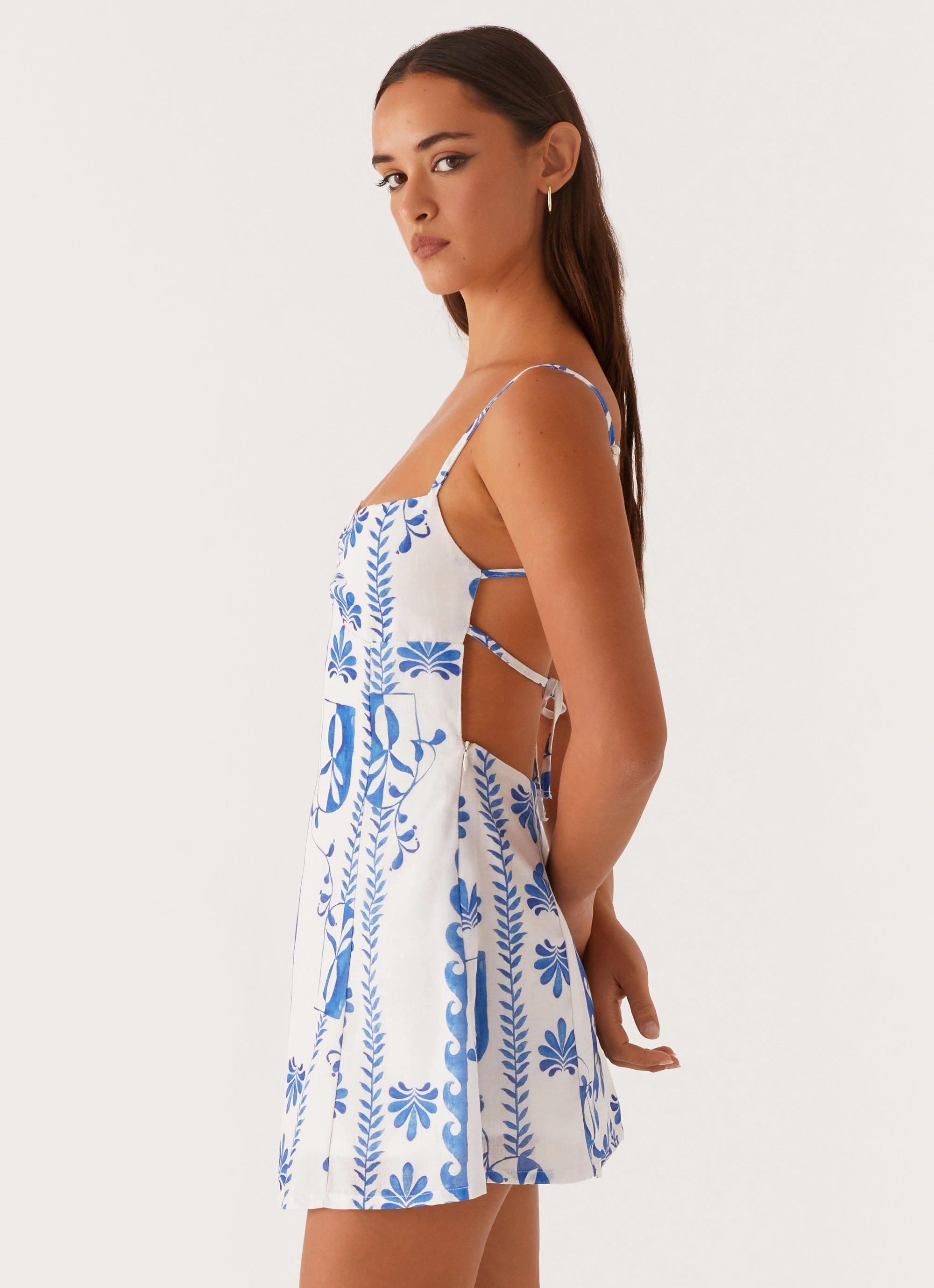 Isra Linen Mini Dress - Floral Wave Perfect Proportion