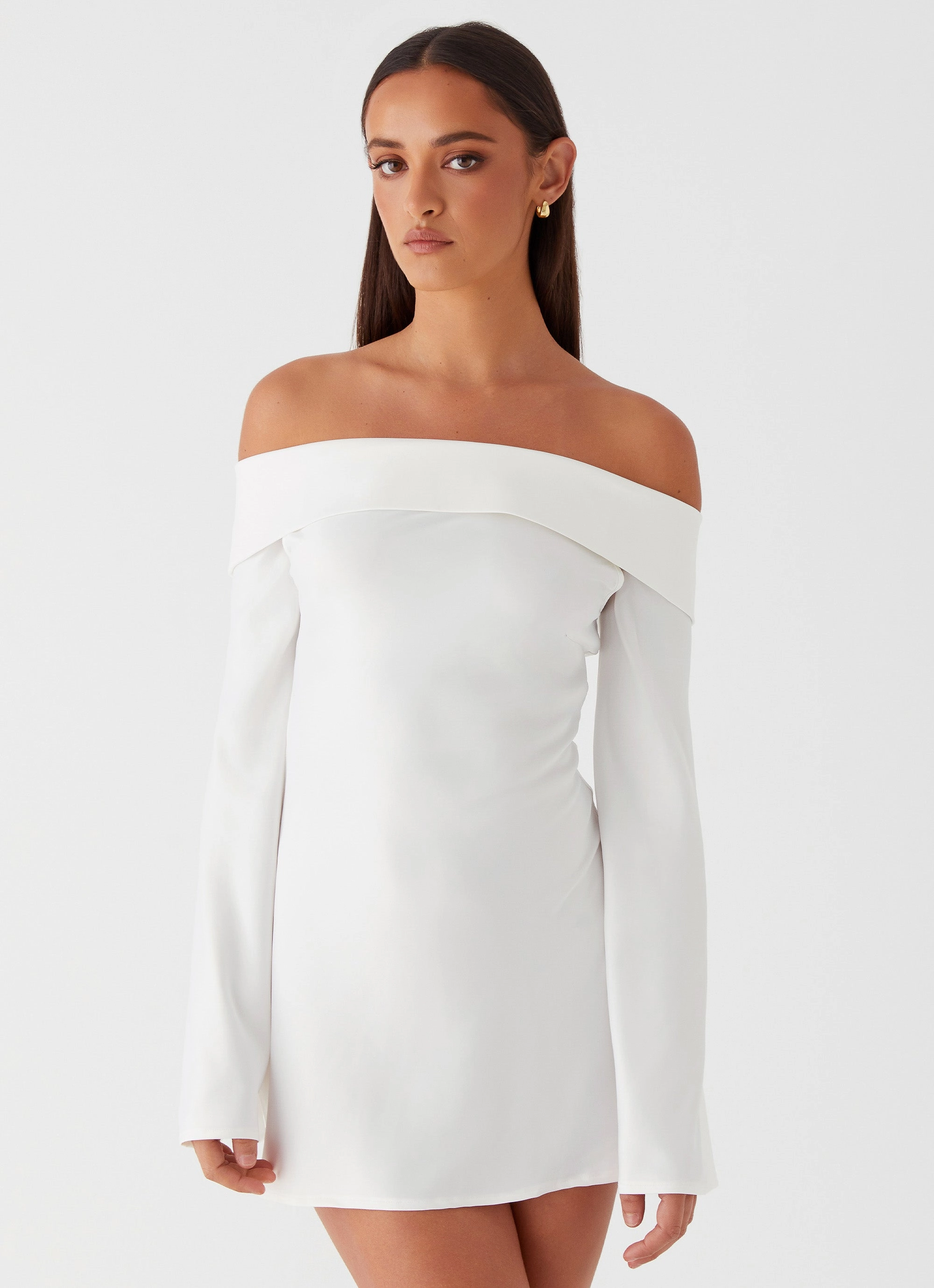 Lumina Long Sleeve Mini Dress - White Chic and Flattering Urban Aesthetic