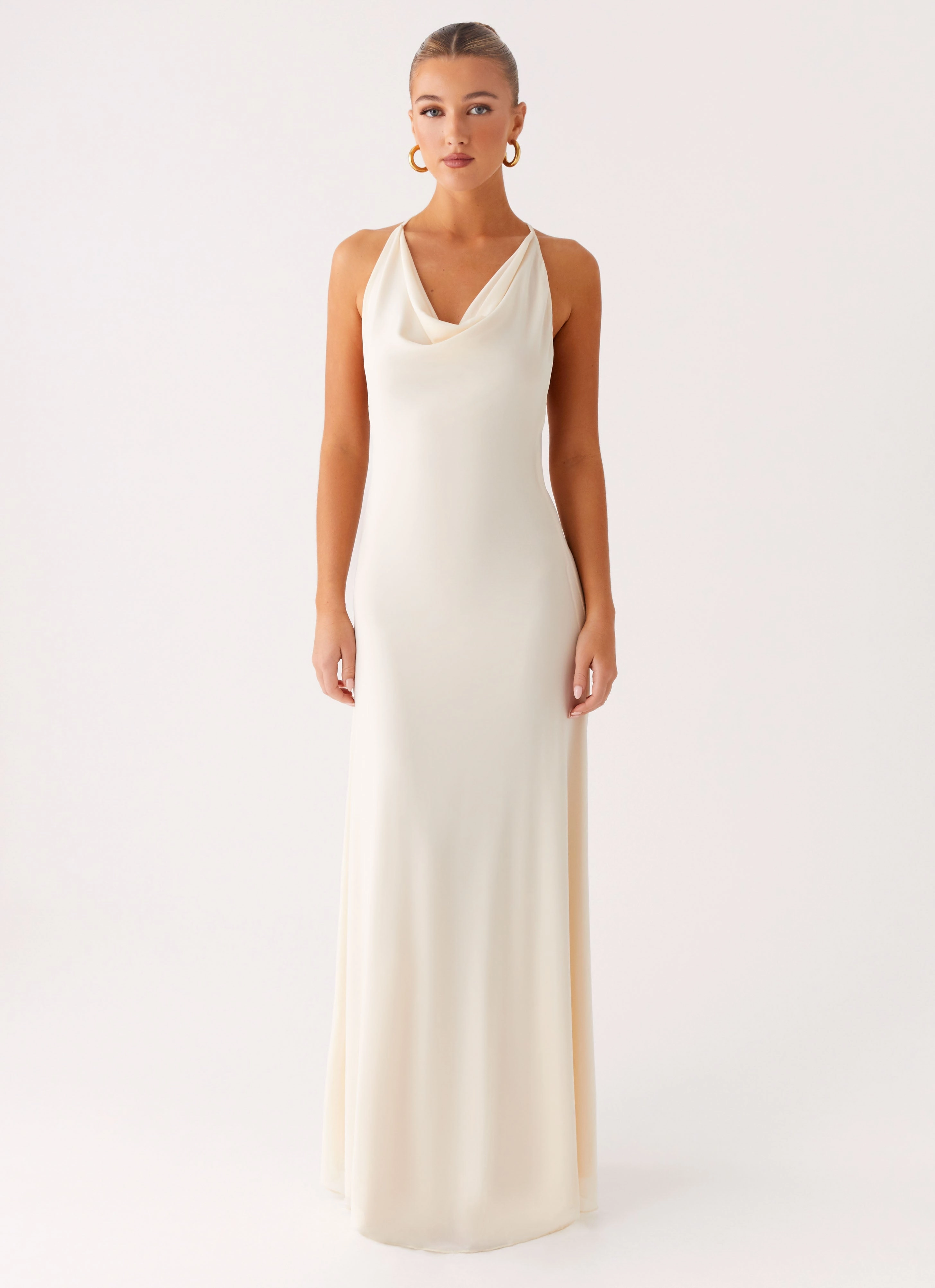 Vibrant Design Polished Cut Dahliana Maxi Dress - Off White