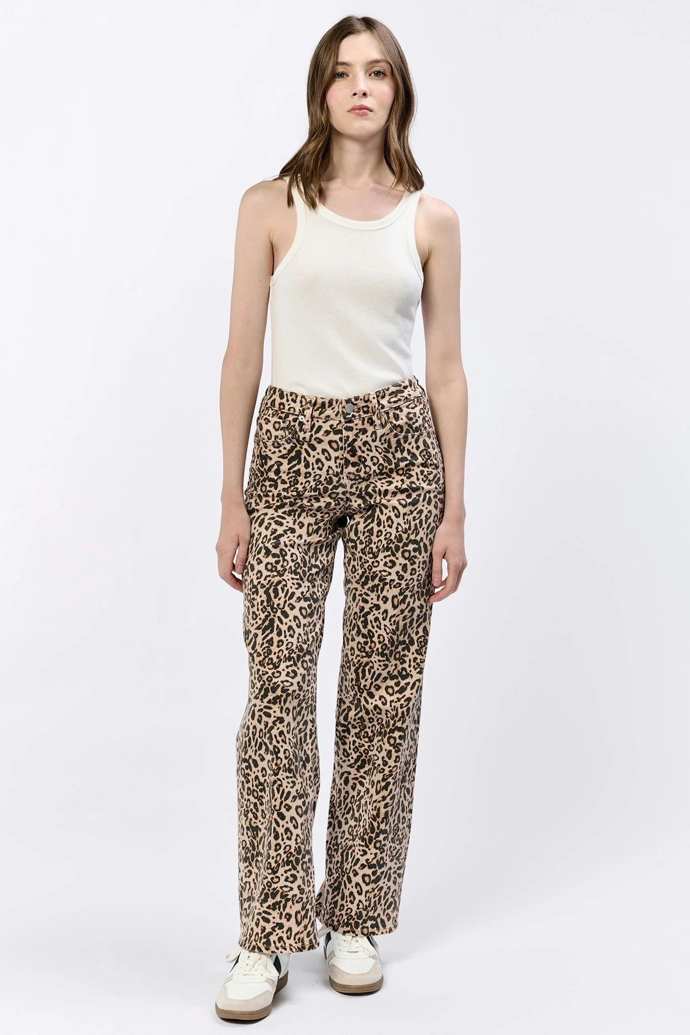 Taylor Straight Leg Jeans - Leopard NoTagLabel Non Closure Collar