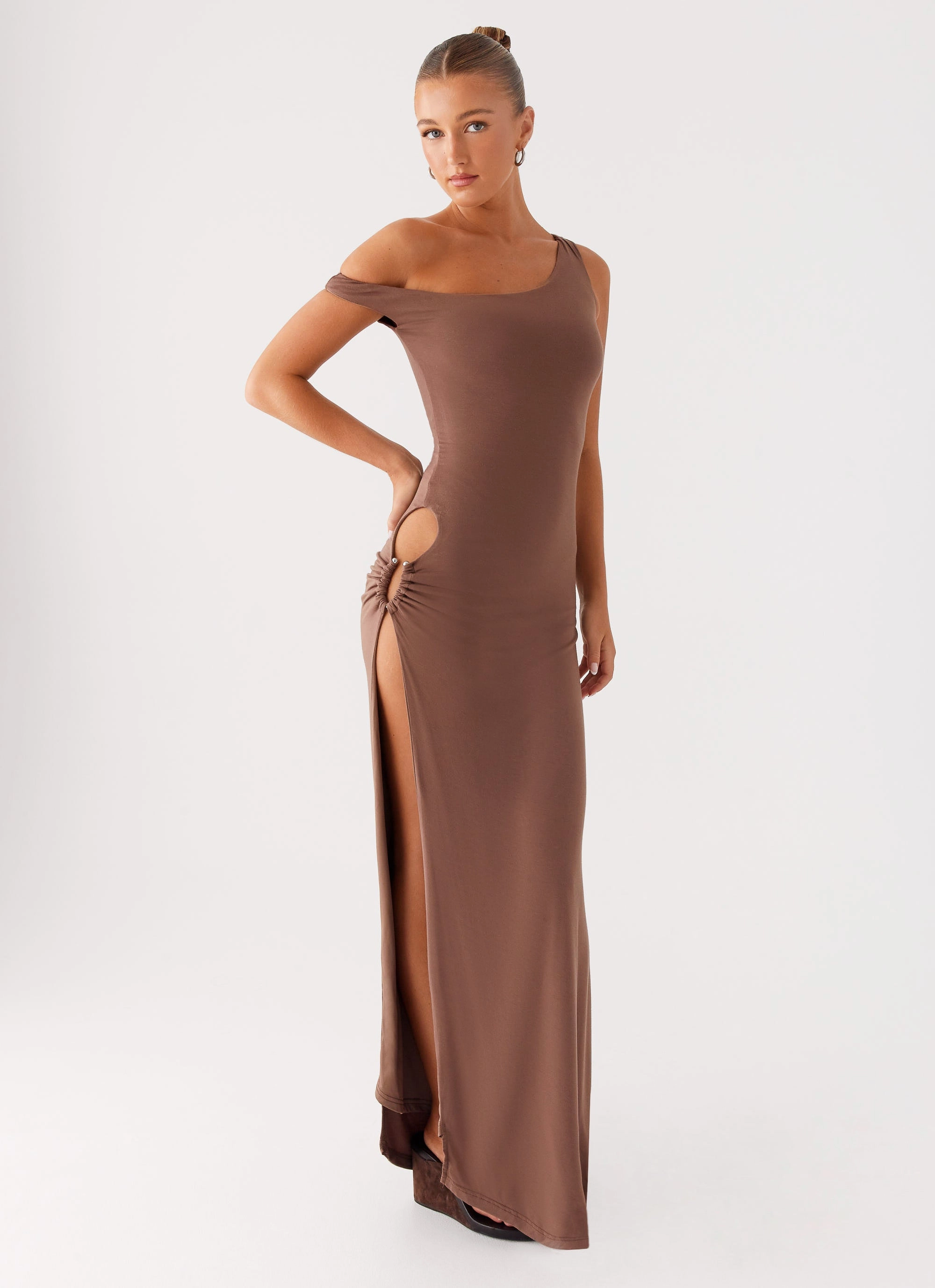 Sophisticated cocktail dress Dalla Maxi Dress - Dark Chocolate