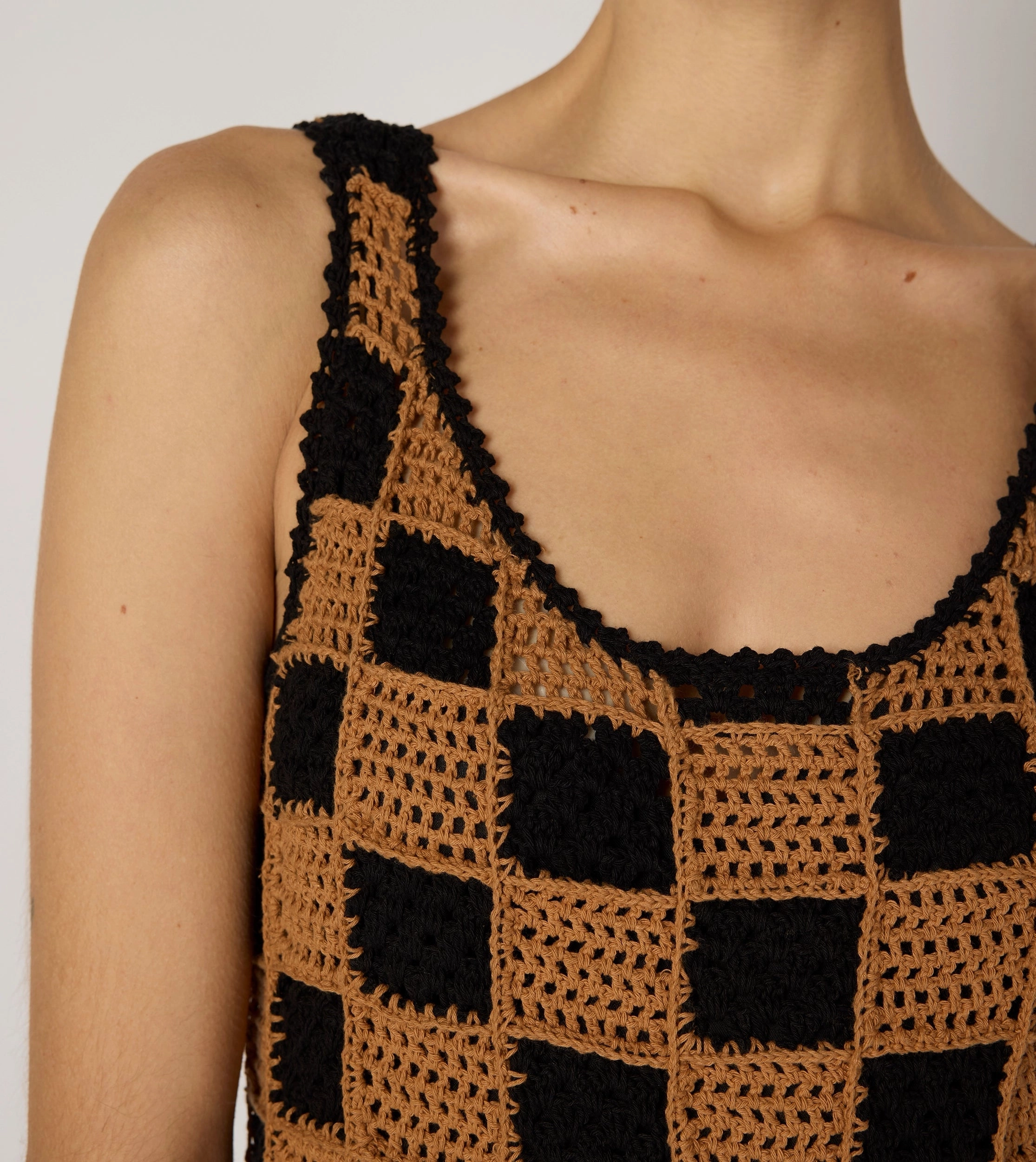 Danika Crochet Dress | Black/Brown Collar Accent