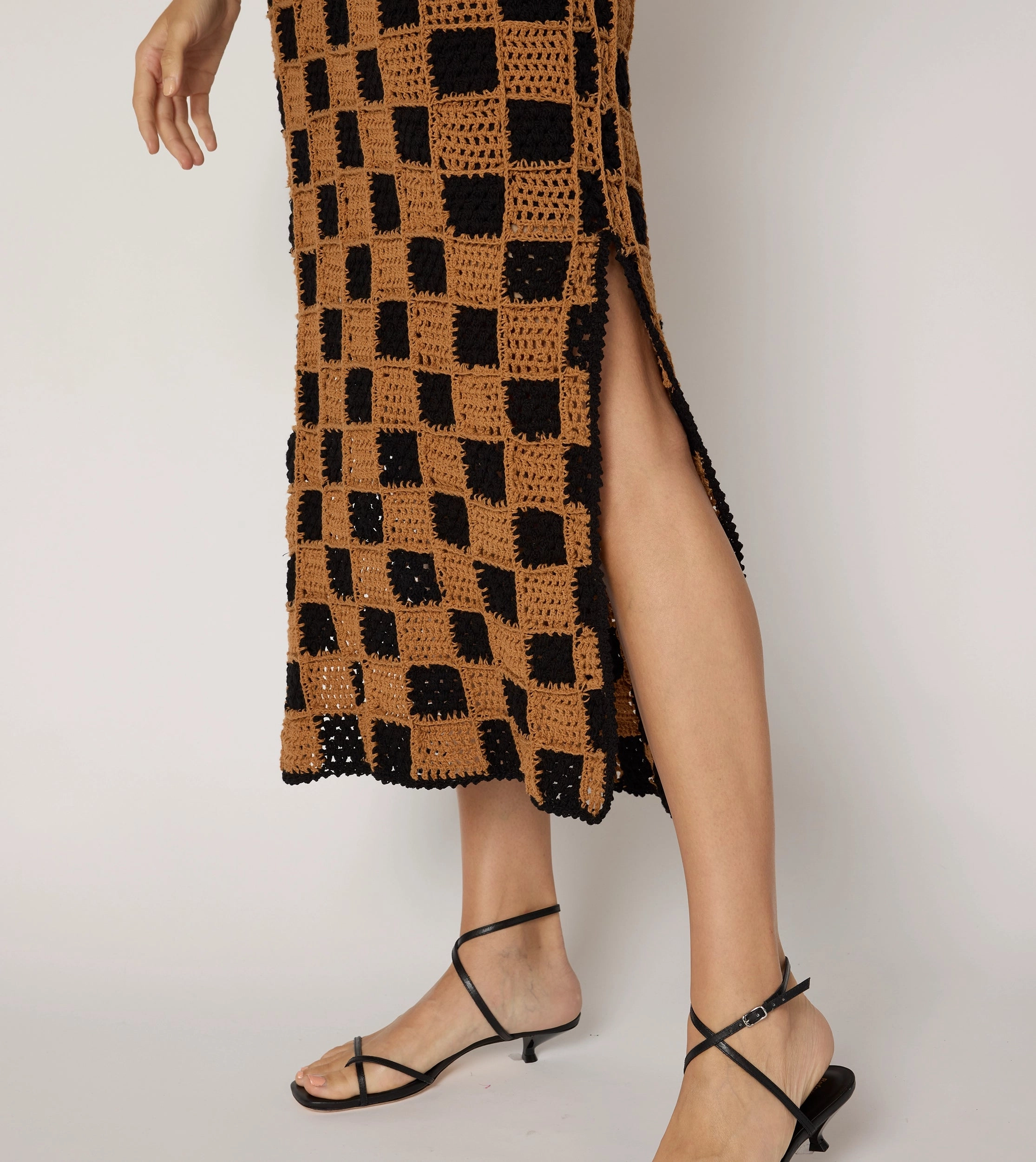 Danika Crochet Dress | Black/Brown Classic Crew Neck