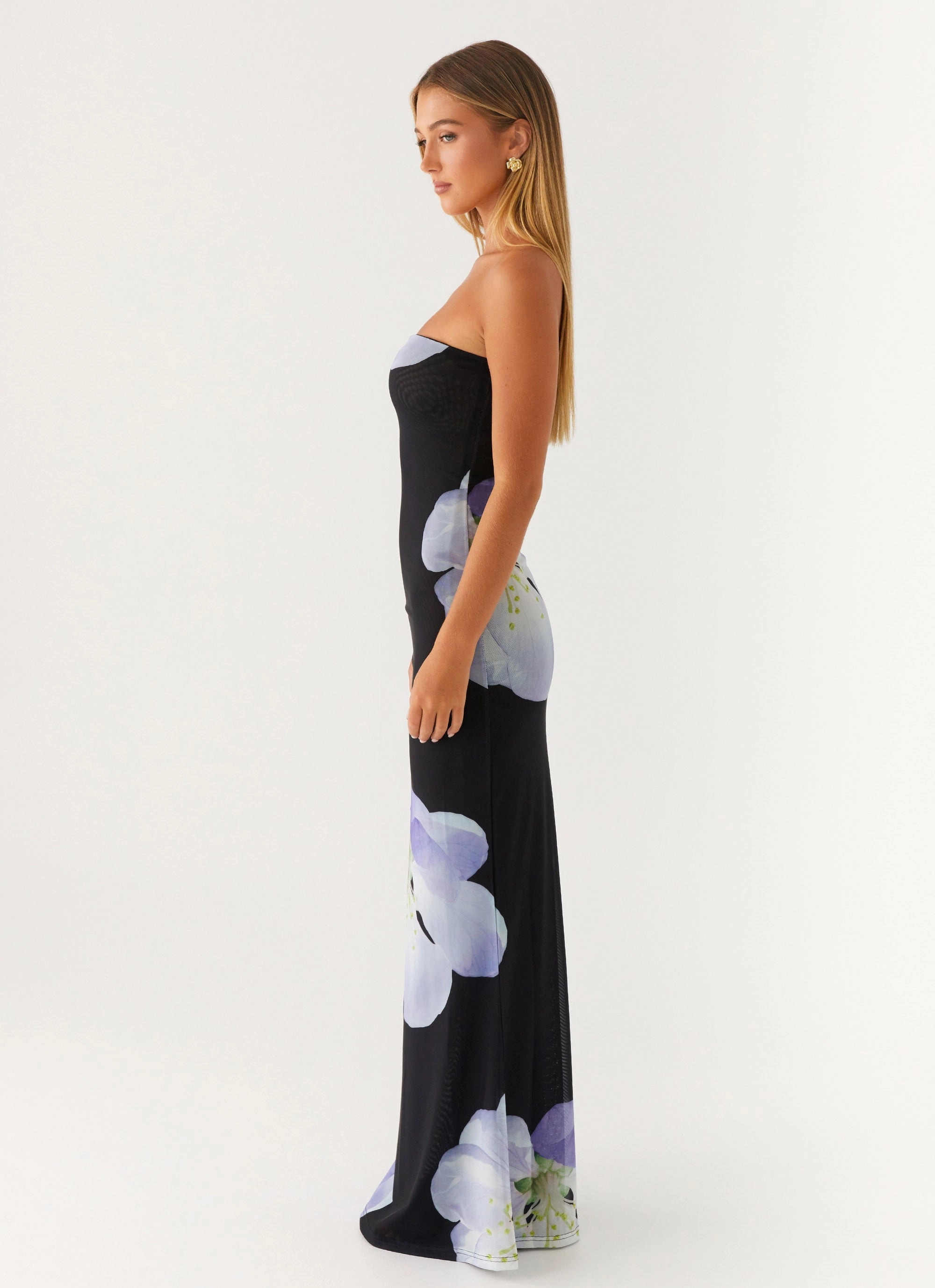 Jorja Maxi Dress - Flower Print Tassel-Detail Flattering Lines