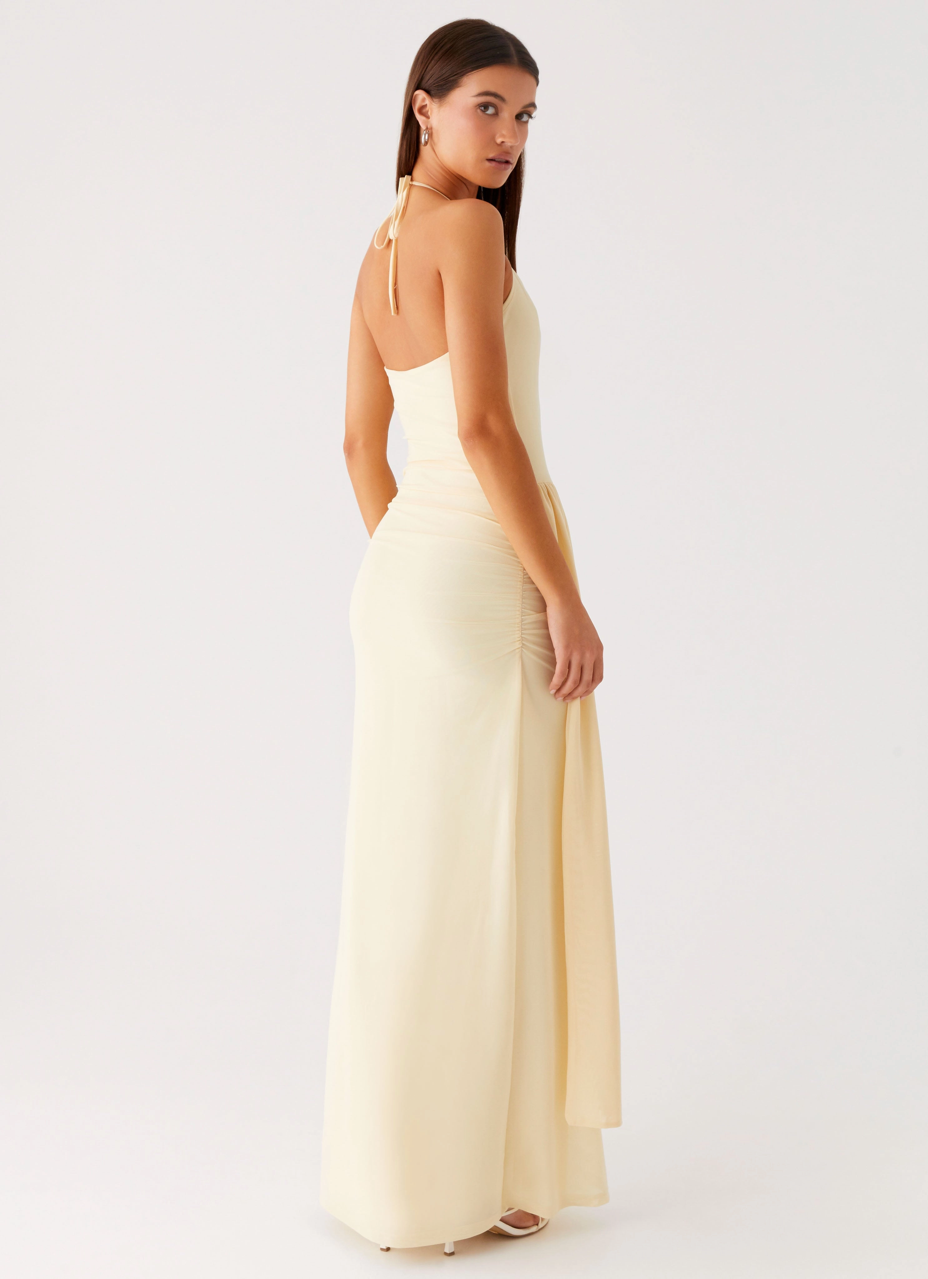 Signal Halter Maxi Dress - Sunny Yellow Warm Season Dream Look