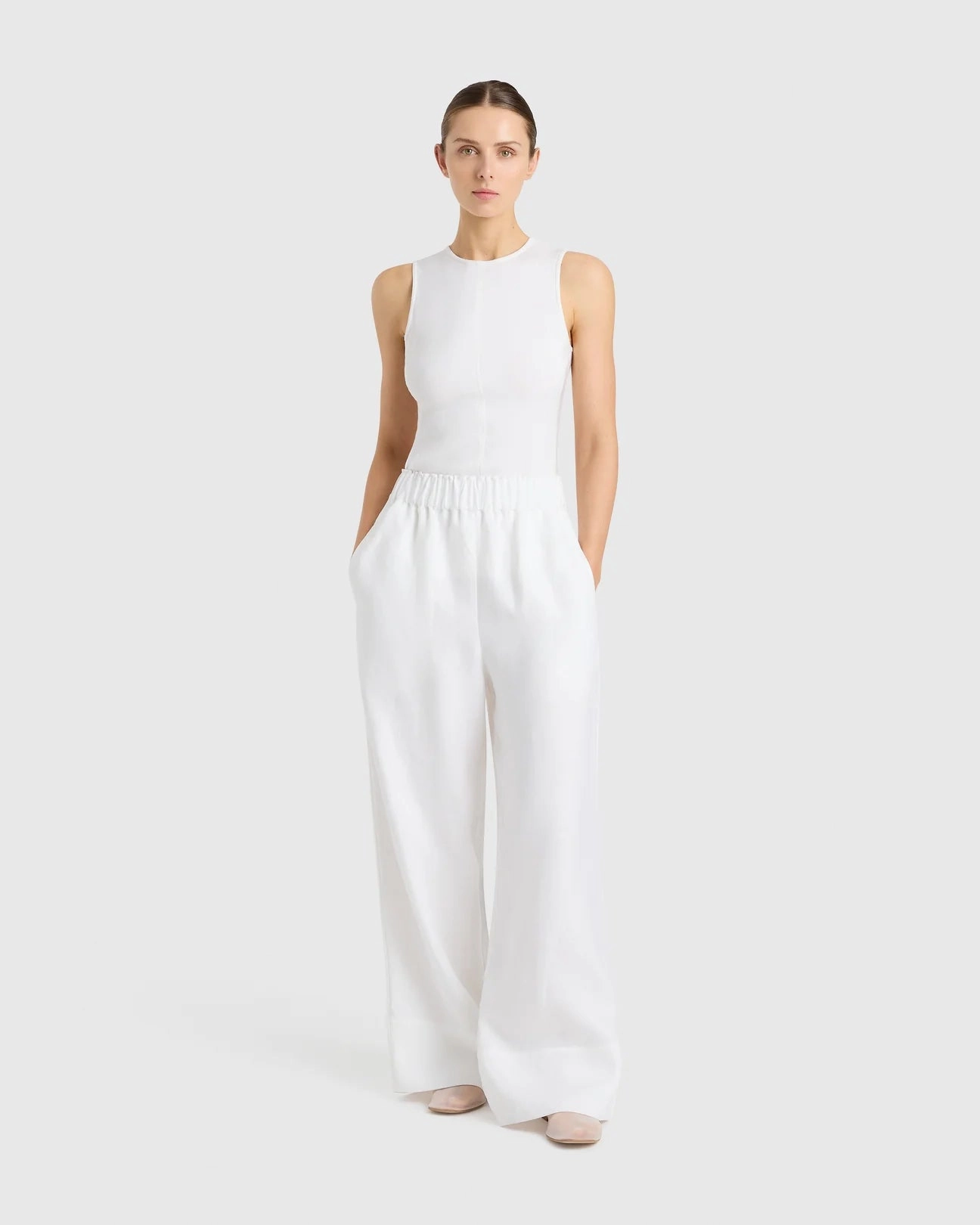 StainResistantCoating Delphi Universal Pant in White