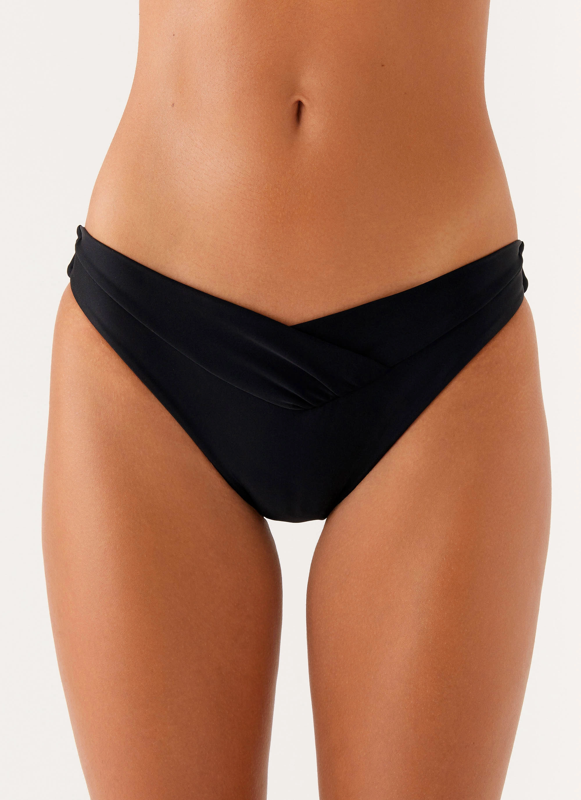 Double Layer Reinforcement Tumble Free Design Delta Bikini Bottoms - Black