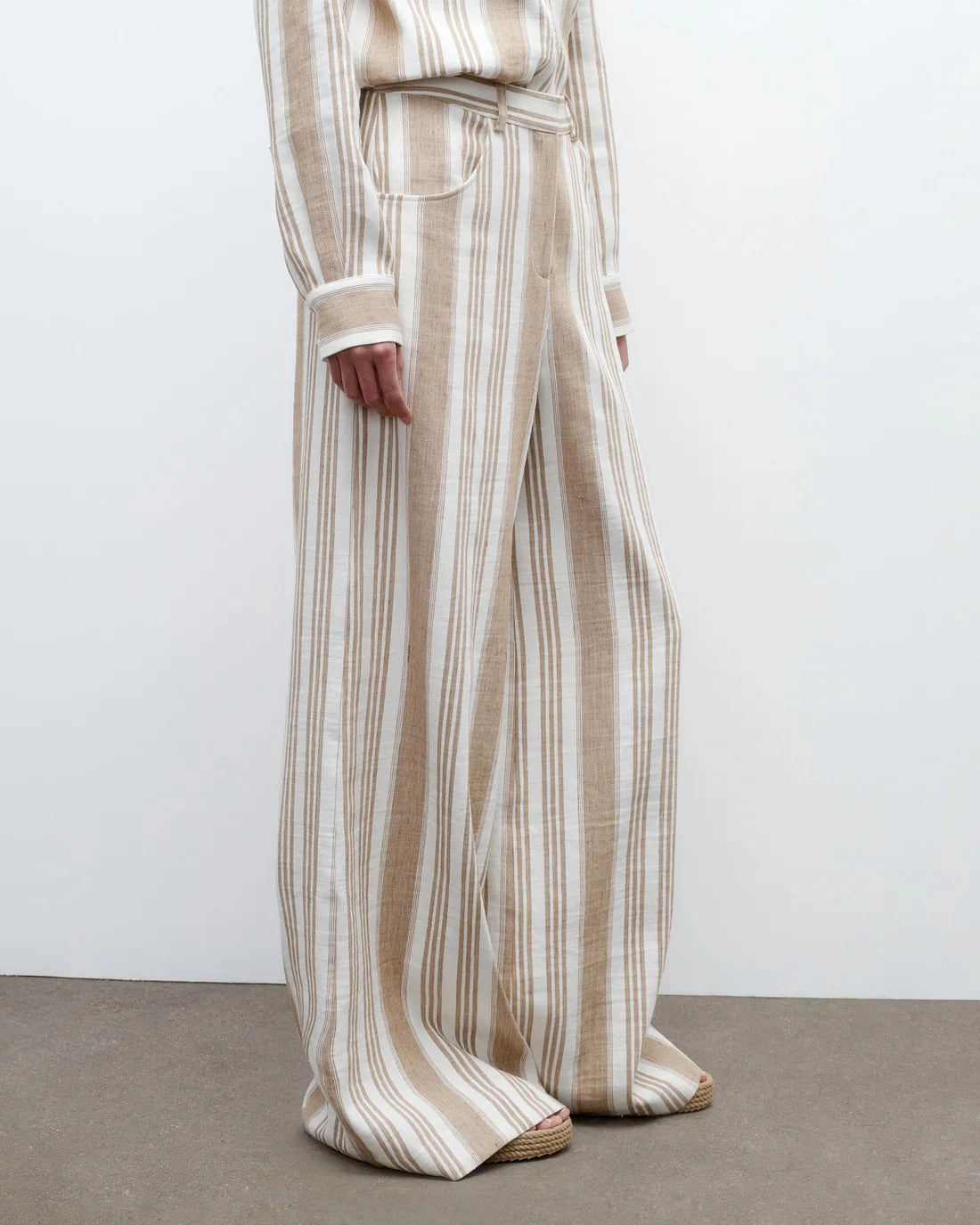 Demie Trouser in White/Khaki Sporty Appeal Low-rise style