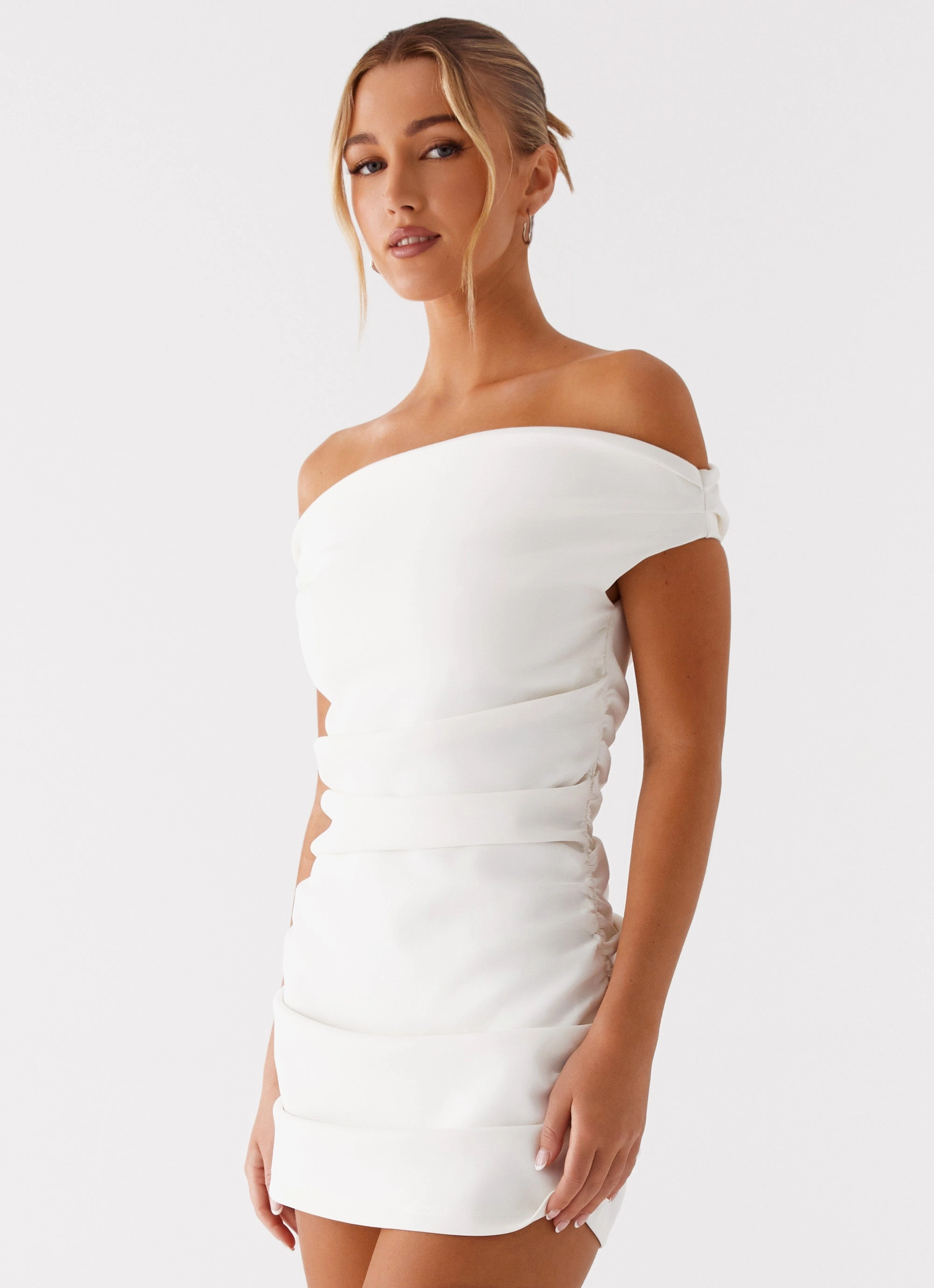 Morgan Off Shoulder Mini Dress - Ivory summer breeze Contrast-Piping